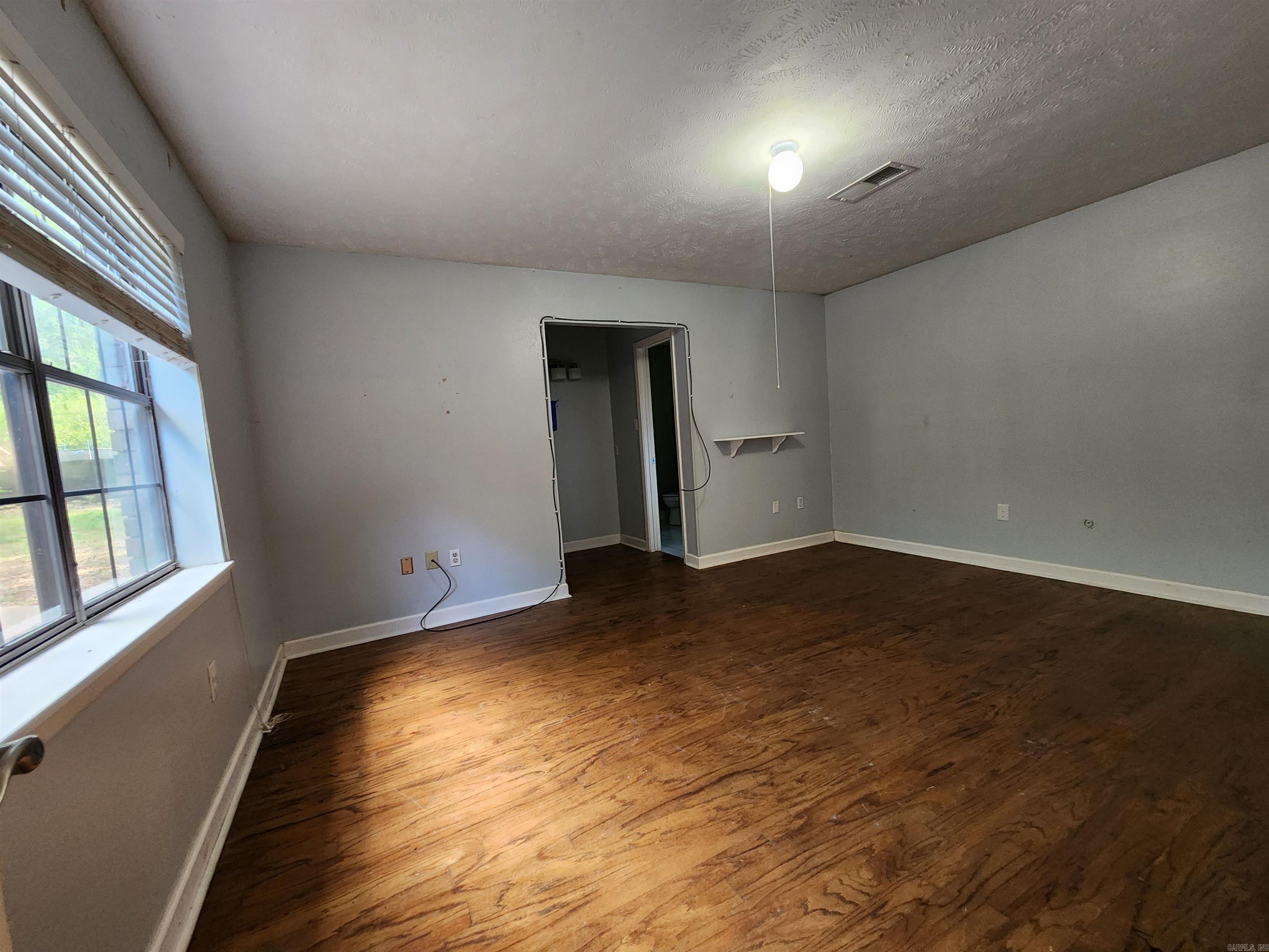 CREEKWOOD - Residential