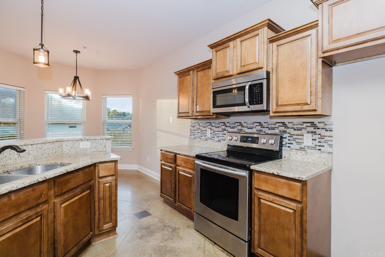 SPRINGHILL VILLAGE - Residential