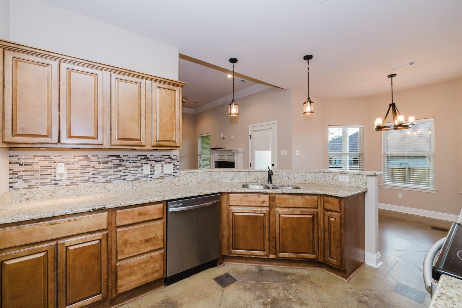 SPRINGHILL VILLAGE - Residential