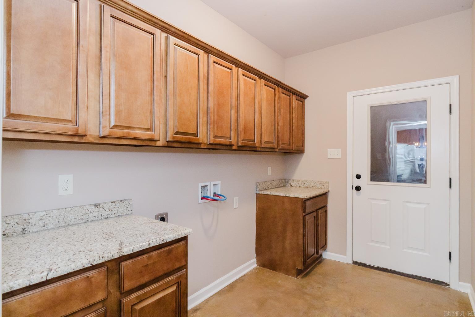 SPRINGHILL VILLAGE - Residential