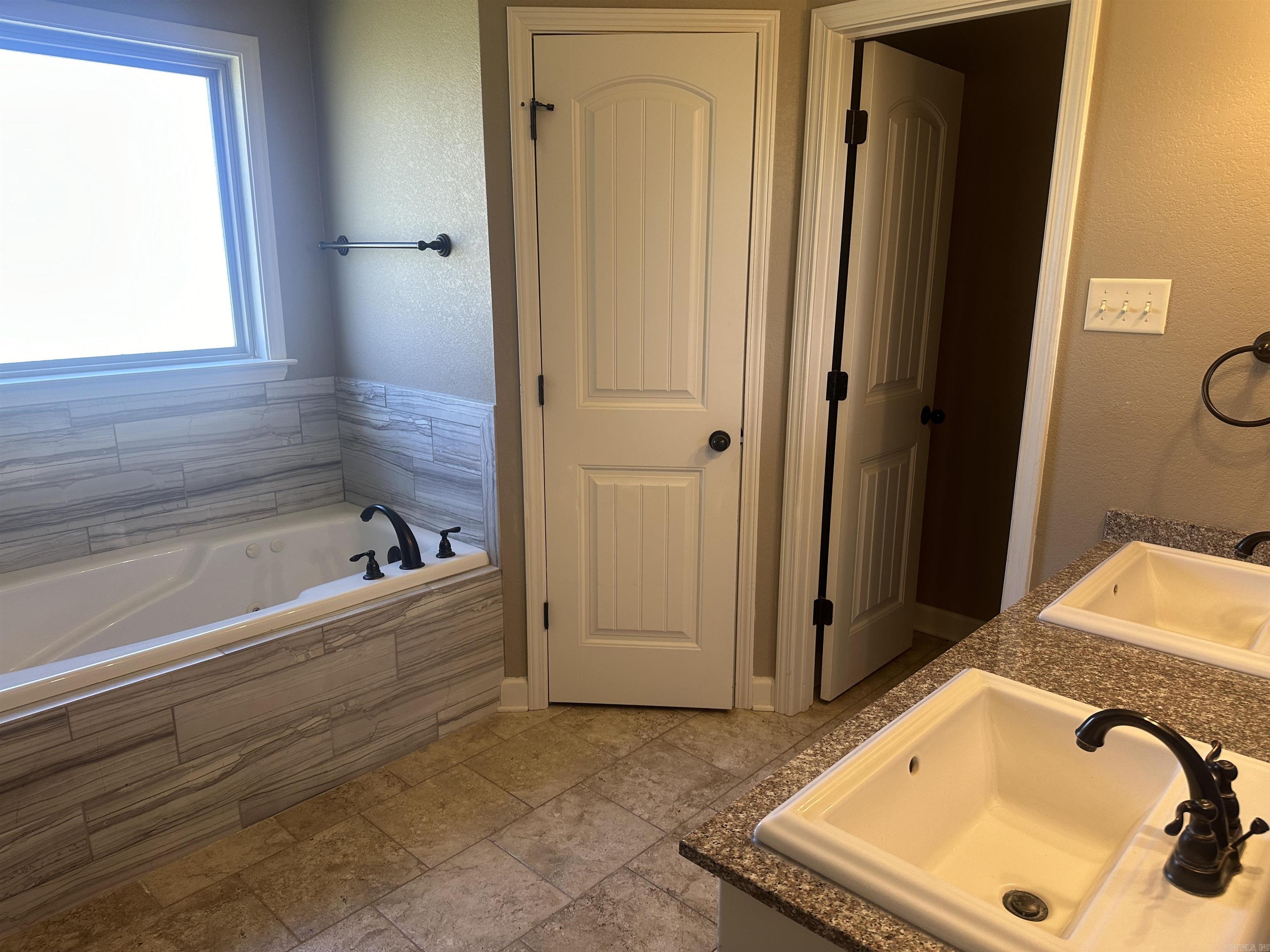 Bobwhite - Residential