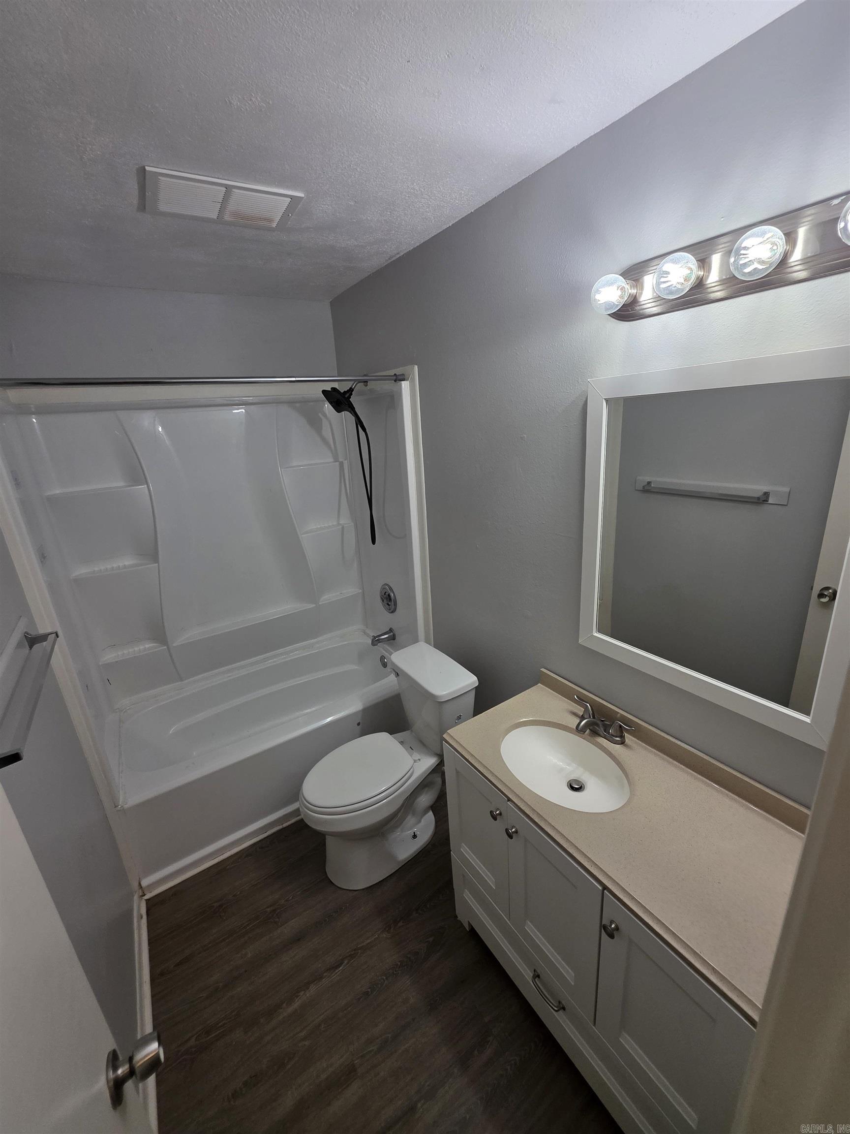 Edge Hill Townhomes - Residential Lease