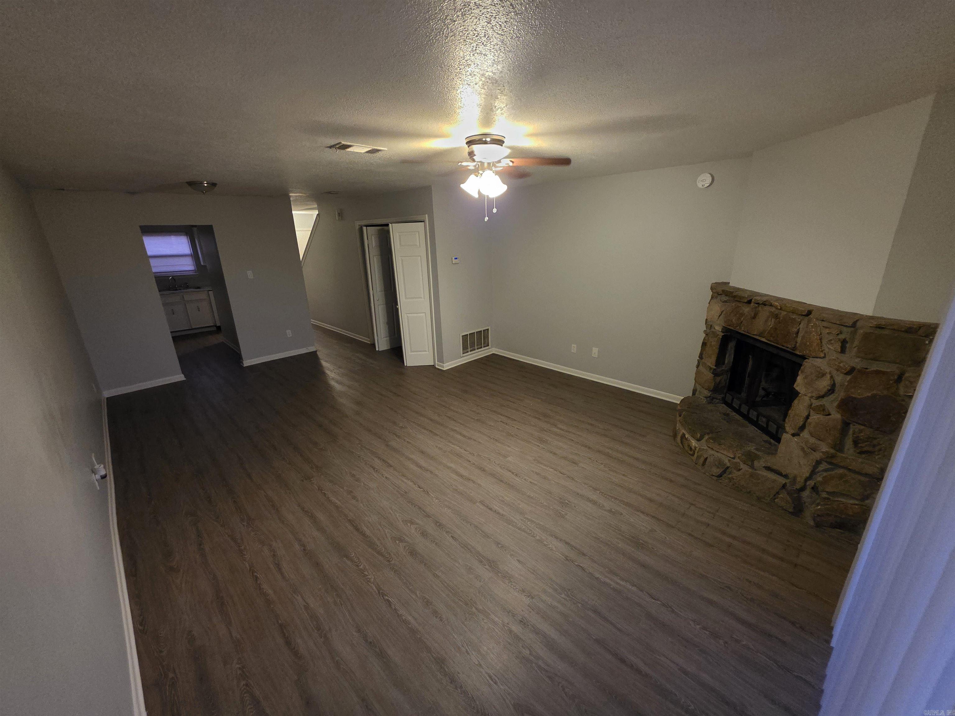 Edge Hill Townhomes - Residential Lease