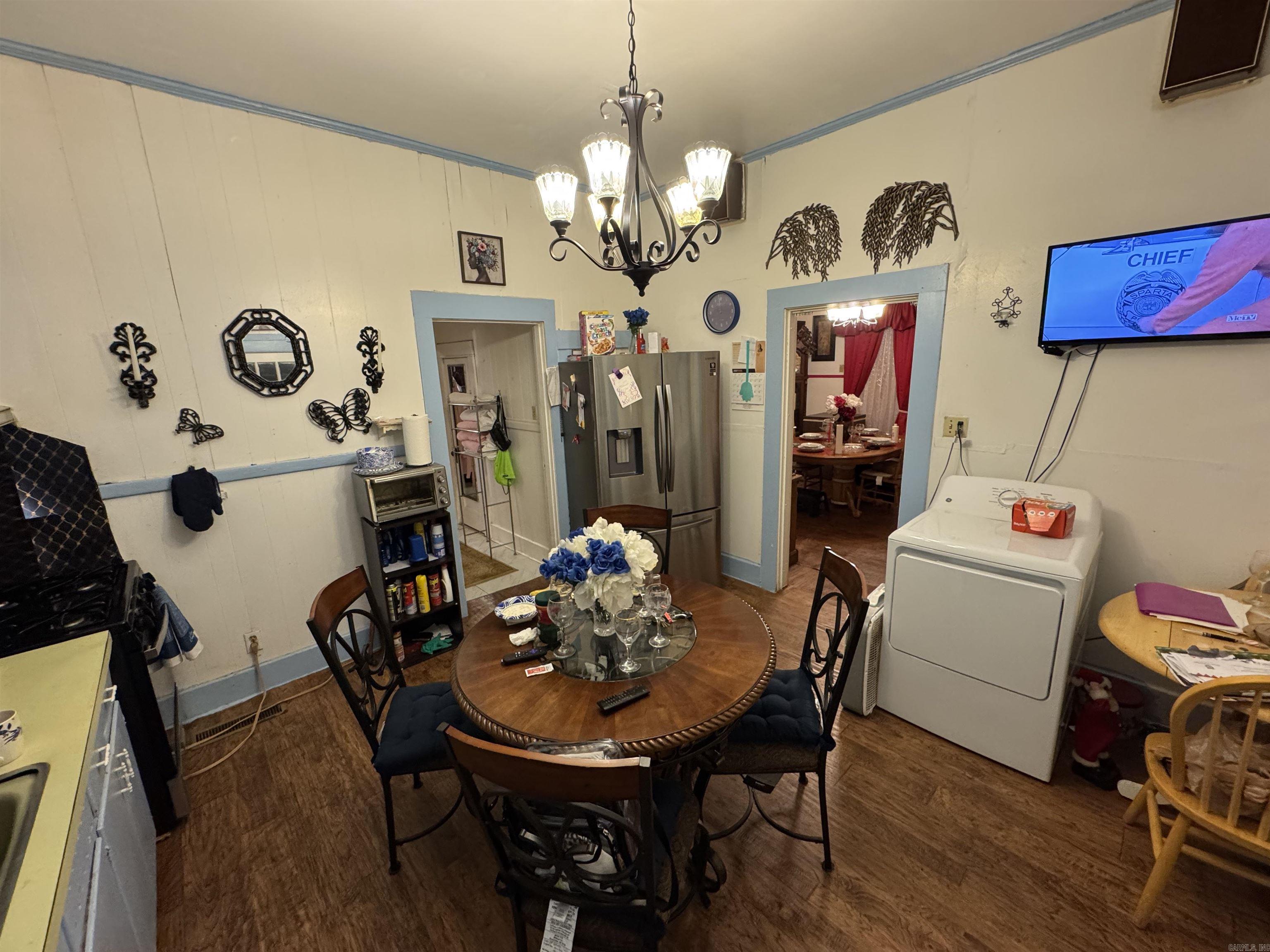 AUSTIN & TAYLOR ADDITION - Residential
