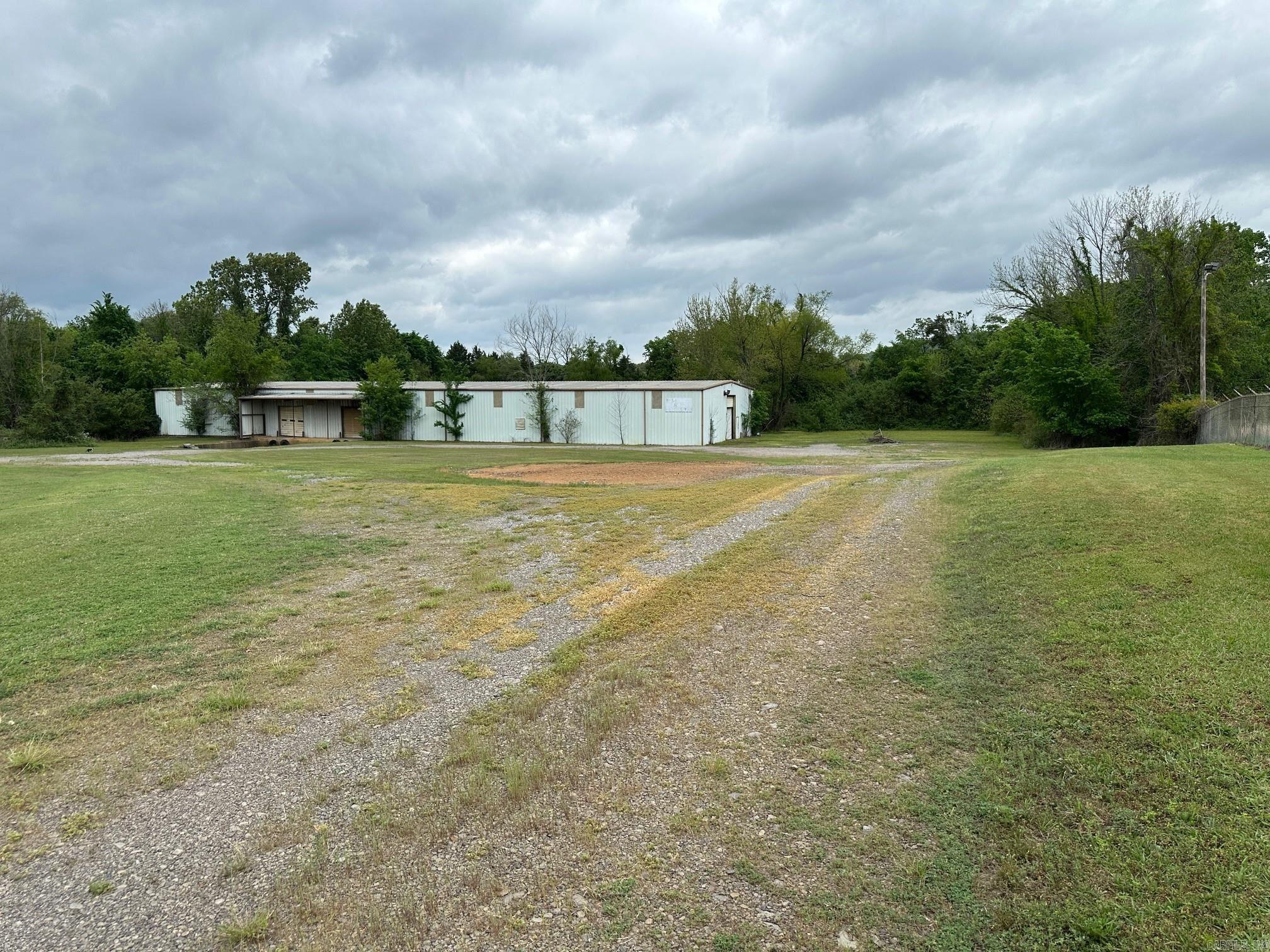 Metes & Bounds - Commercial Sale