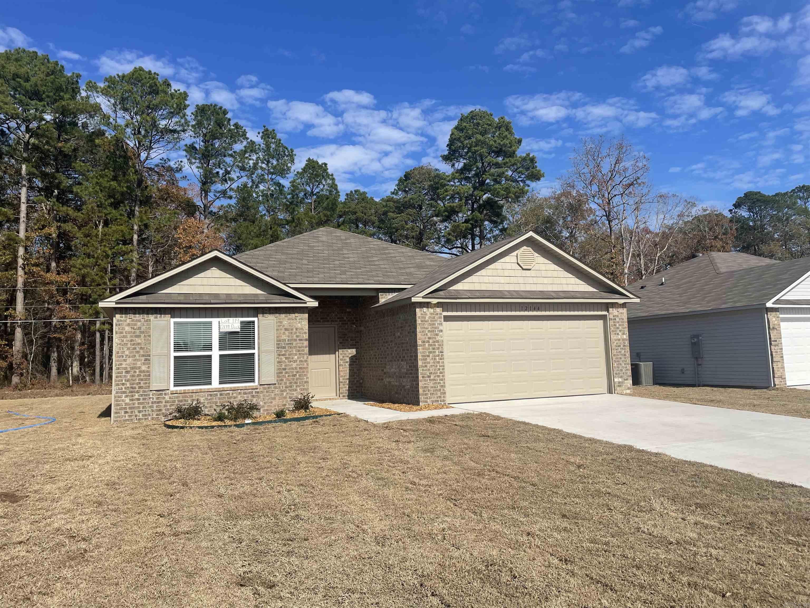 SPRINGLAKE TRAILS - Residential