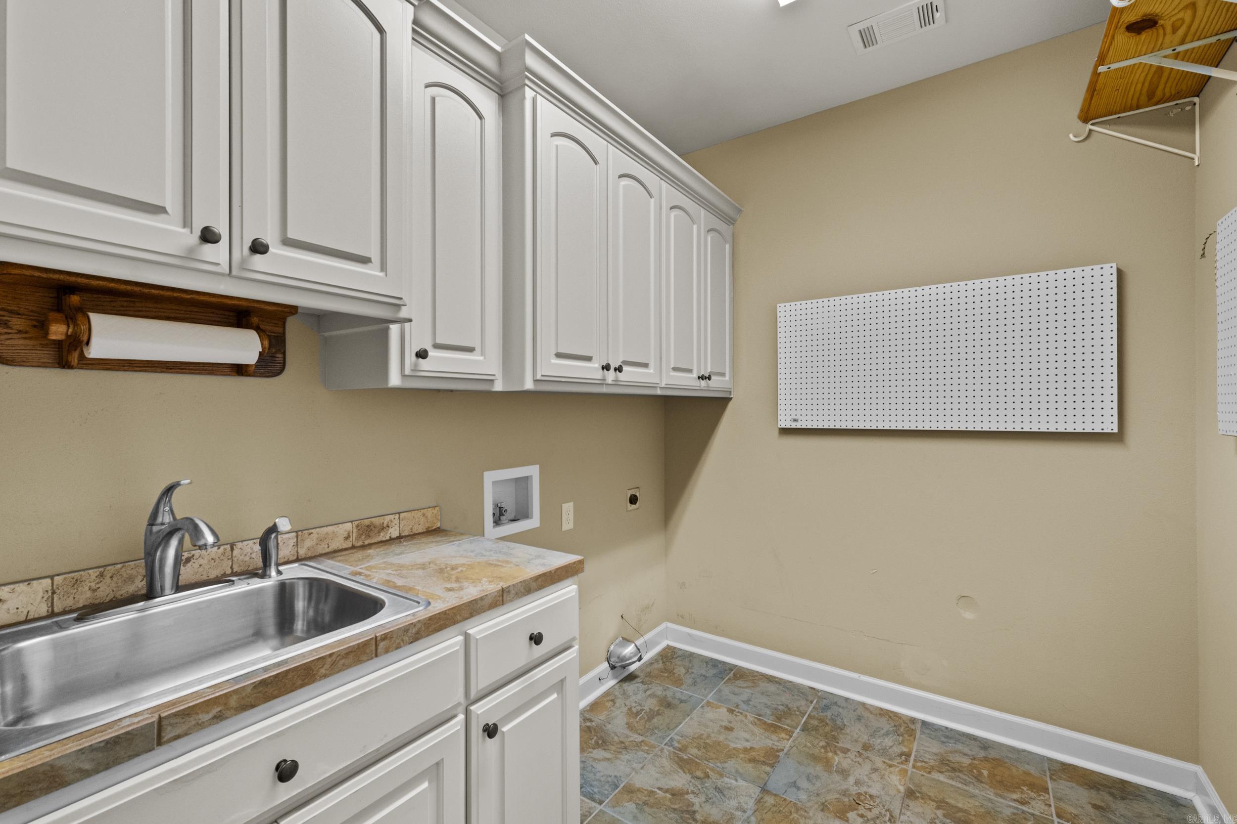 MAUMELLE VALLEY ESTATES - Residential