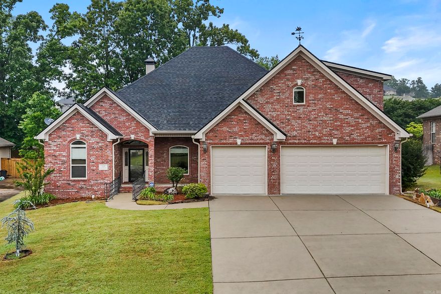 Beautiful home on a level lot with privacy fenced backyard. One owner home in excellent condition. No pets, no smoking, no children. Much of the home looks brand new. Extremely clean and move in ready! 3 car garage with a storm shelter. The whole house generator stays. Hand scraped hardwood flooring greets you at the door and runs through the LR, DR and hallways. 10' ceilings in the main part of the home. Intricate trim work though the whole home. The living room features a very cool "Loft" style gas fireplace. TV and soundbar stay. The gourmet kitchen has a brand new, never used double ovens, 5 burner cooktop, pantry cabinet with roll out shelving, under counter lighting that shows off the granite and stone backsplash, fridge stays. Master suite with tray ceiling. Bath with tile shower, jetted tub, double sink vanity, private water closet, huge closet. Jack and Jill bath between kids bedrooms. Full bath at guest bedroom. Huge covered porch. Pleated blinds in all windows. Bonus room has half bath and could be 5th BR. 2 Rheem Marathon Water heaters with recirculating pump for instant hot water. Security camera system stay. Leaf Guard gutters. Sprinkler system. SEE AGENT REMARKS!