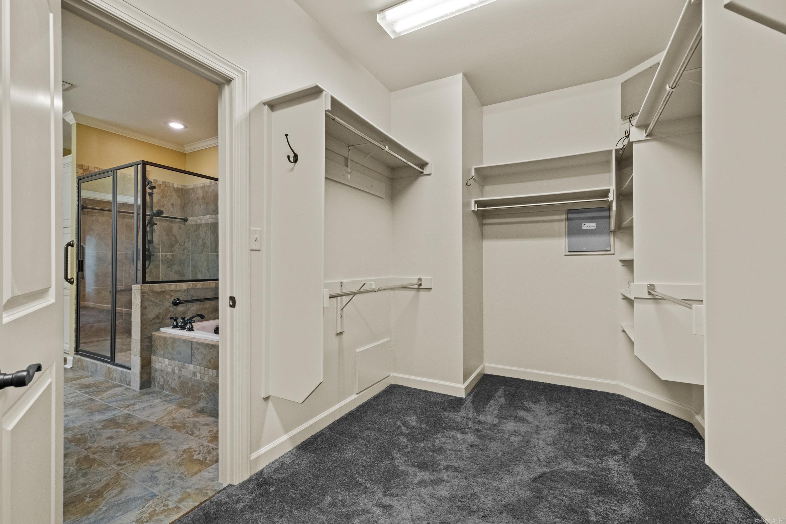 MAUMELLE VALLEY ESTATES - Residential