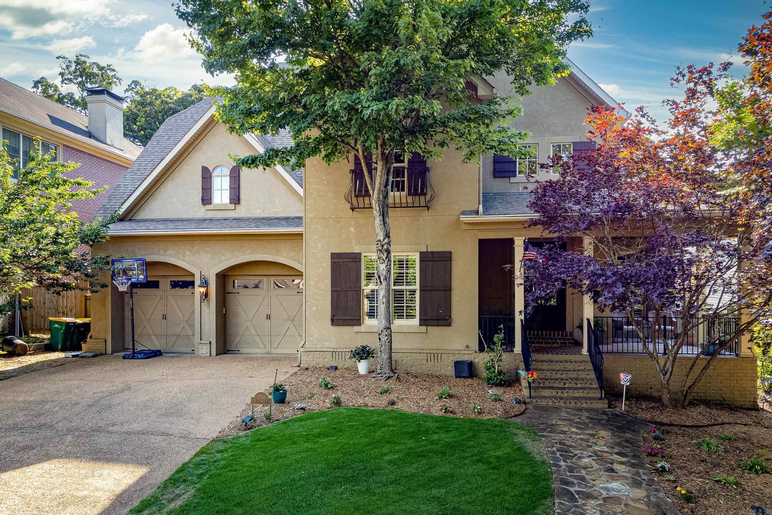 Beautiful Newer home in the Heights offers the very best for family living and entertaining! Gorgeous entry adjacent to the Library w/custom bookcases and FP. Handsome hardwoods. Elegant banquet dining room. Spacious gourmet kitchen with granite countertops, quality appliances and custom designed cabinets with breakfast area that flows into Fabulous family room w/fireplace & built-ins. Home office/ homework study. Spa inspired primary suite on main level. 2nd floor has bonus/playroom + 3 lg BR's. Covered brick terrace overlooks private back yard for outdoor entertaining. Large garage. Wonderful location!