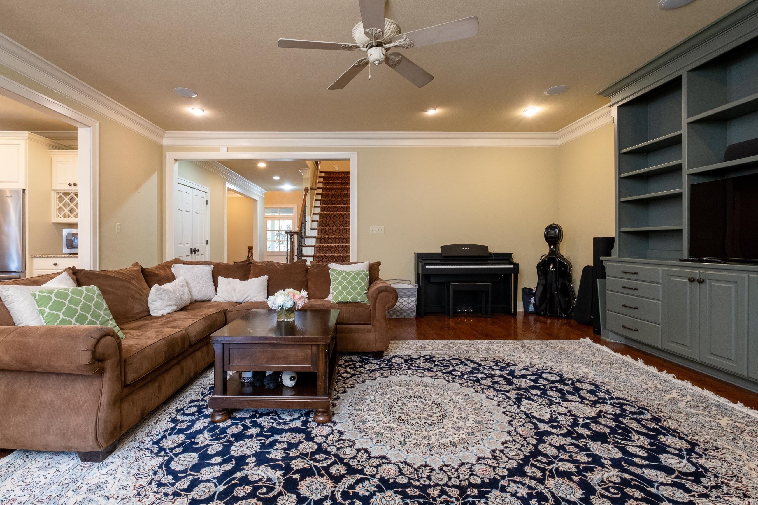 PARK VIEW - Residential