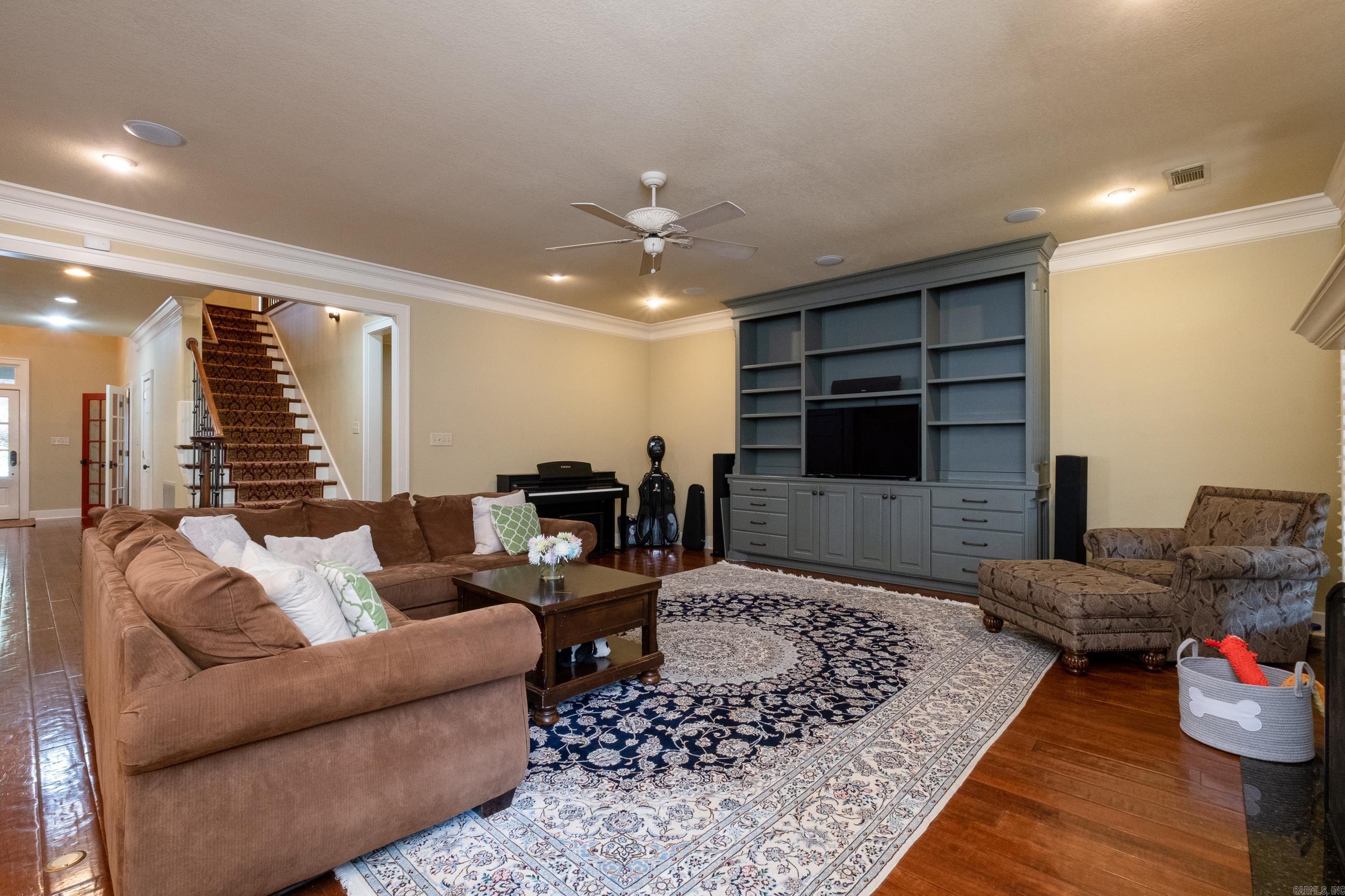 PARK VIEW - Residential