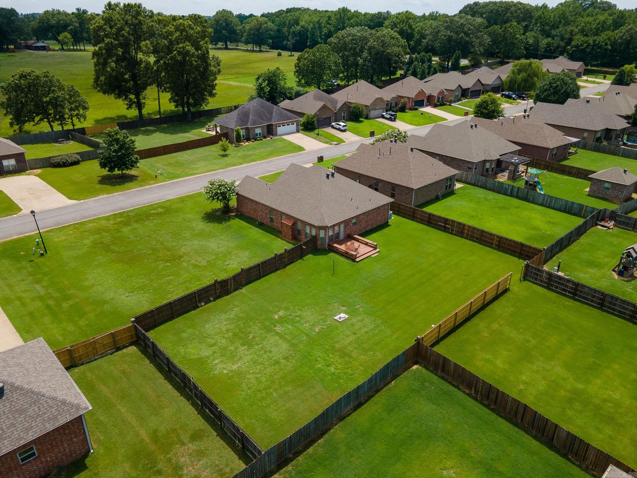 Oak Tree Circle - Residential