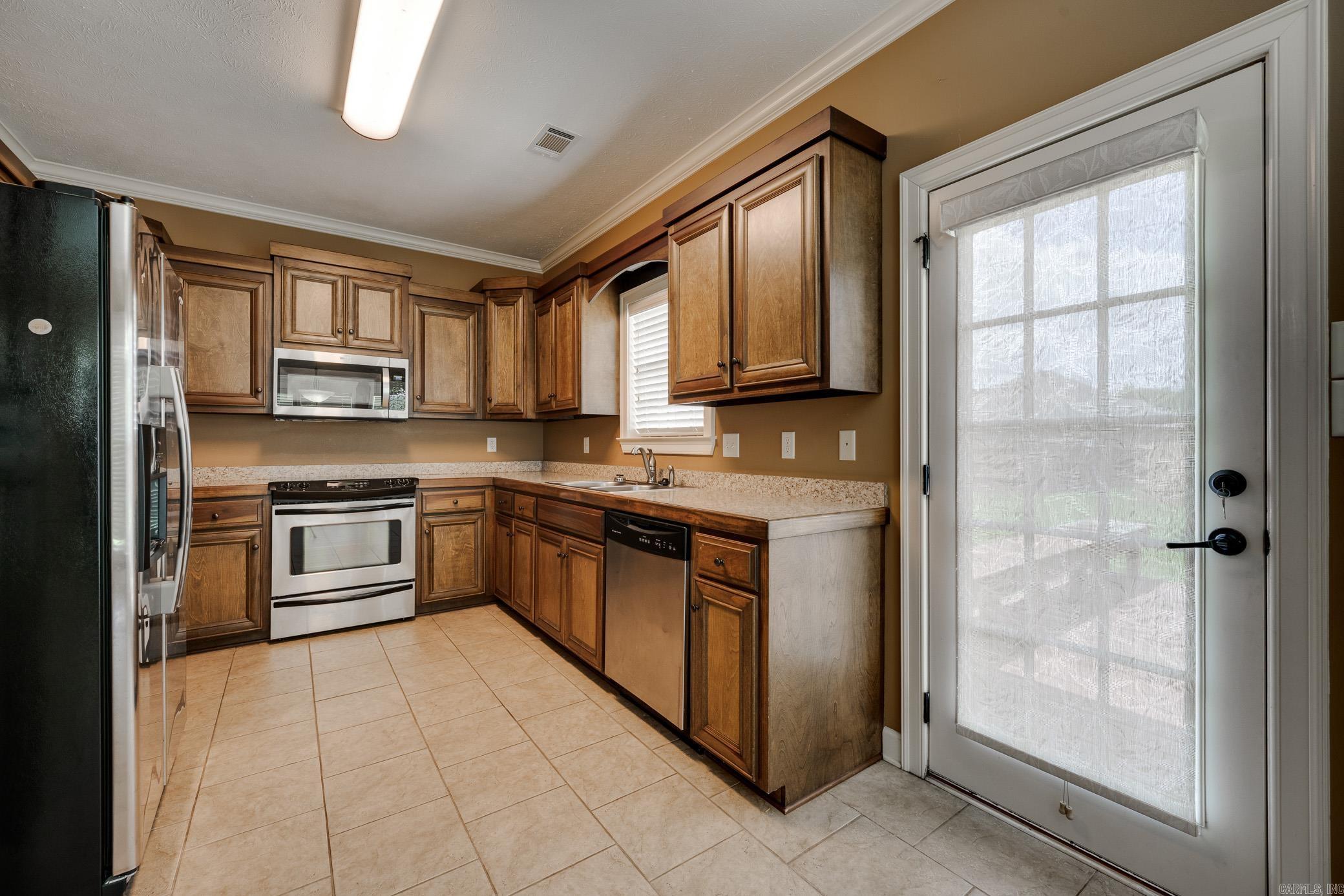 Oak Tree Circle - Residential