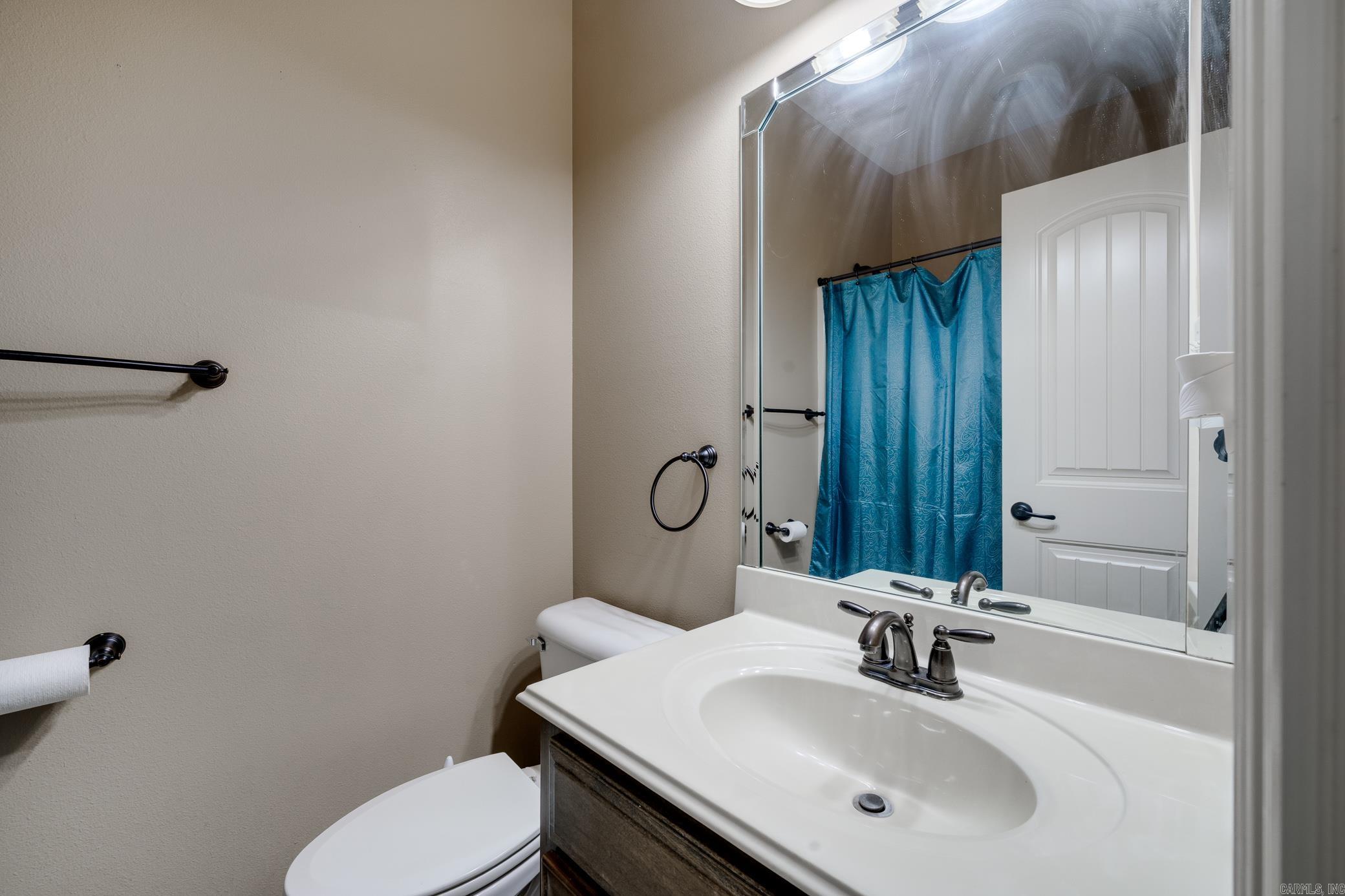 Oak Tree Circle - Residential