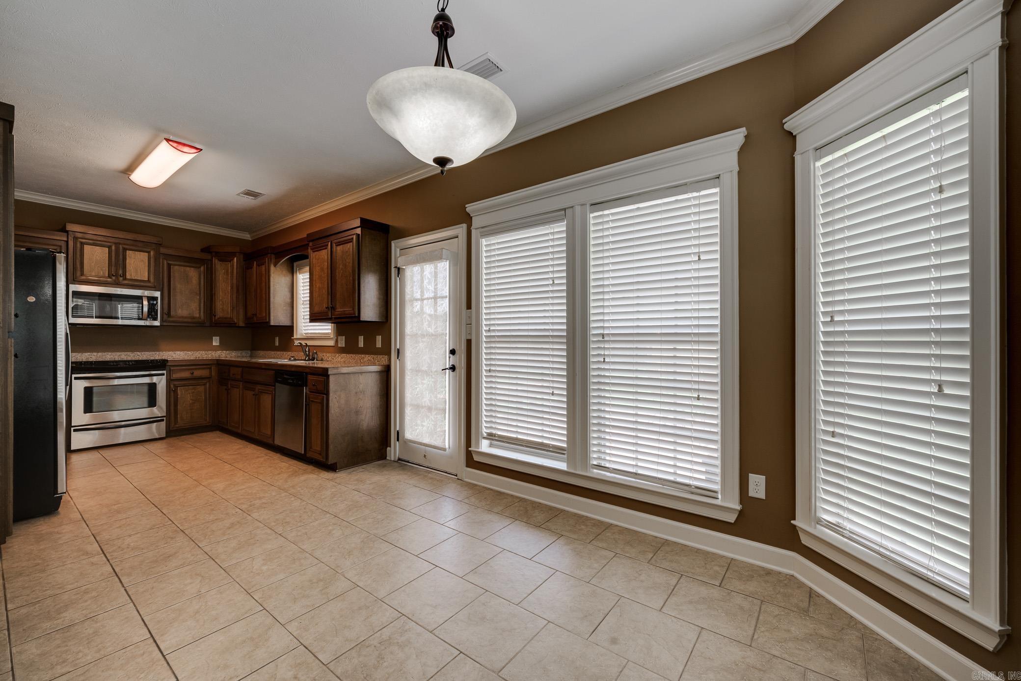 Oak Tree Circle - Residential