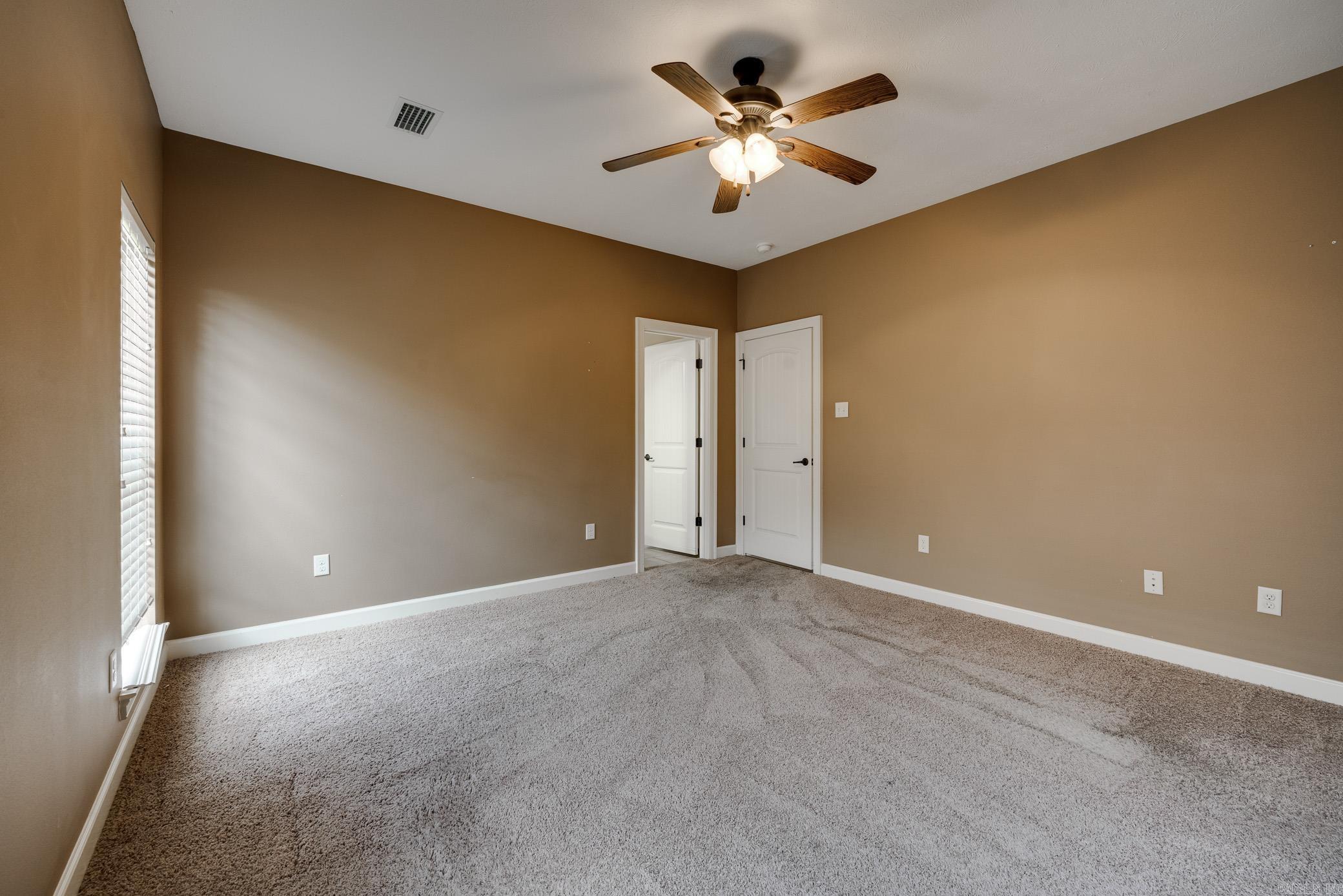 Oak Tree Circle - Residential