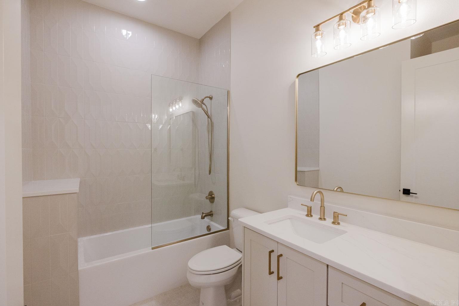 HAZEL OAK - Residential