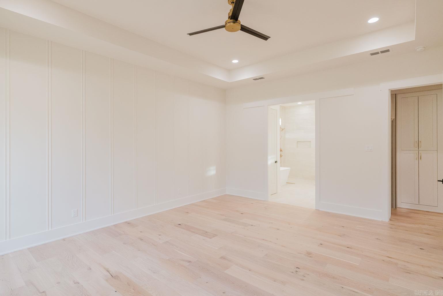 HAZEL OAK - Residential