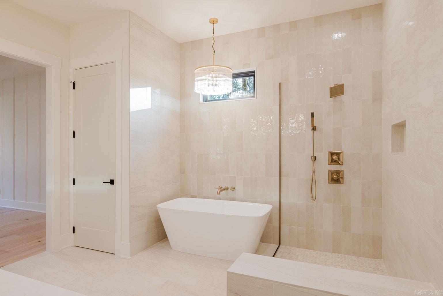 HAZEL OAK - Residential