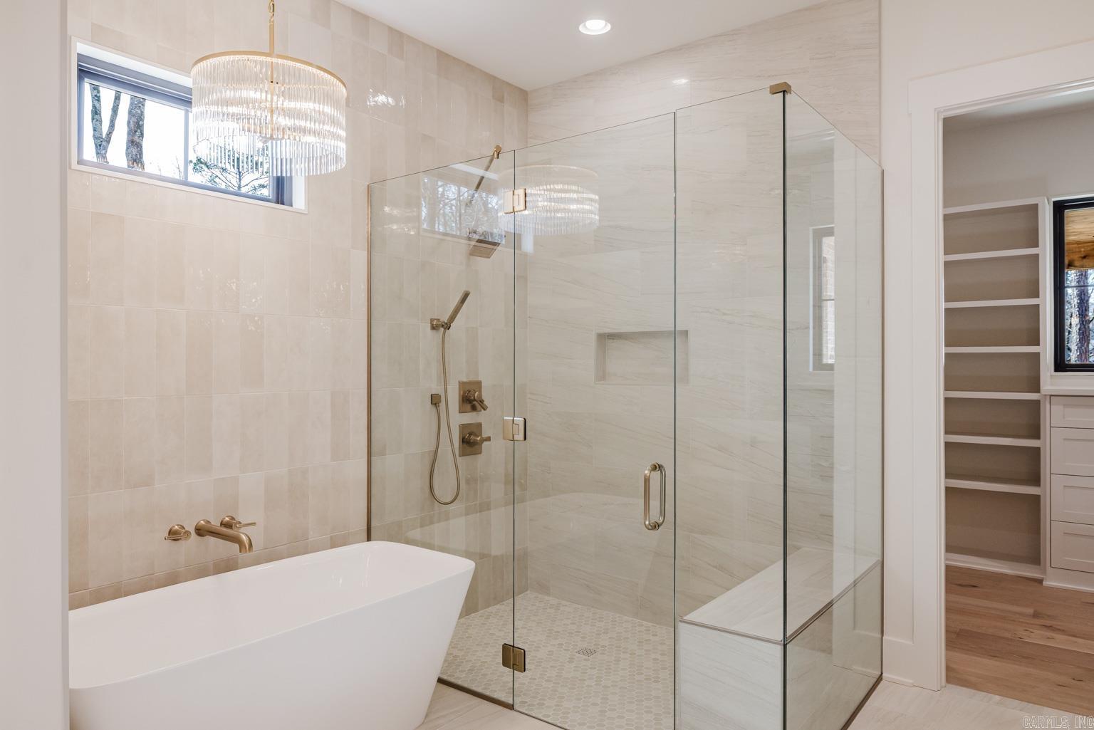 HAZEL OAK - Residential