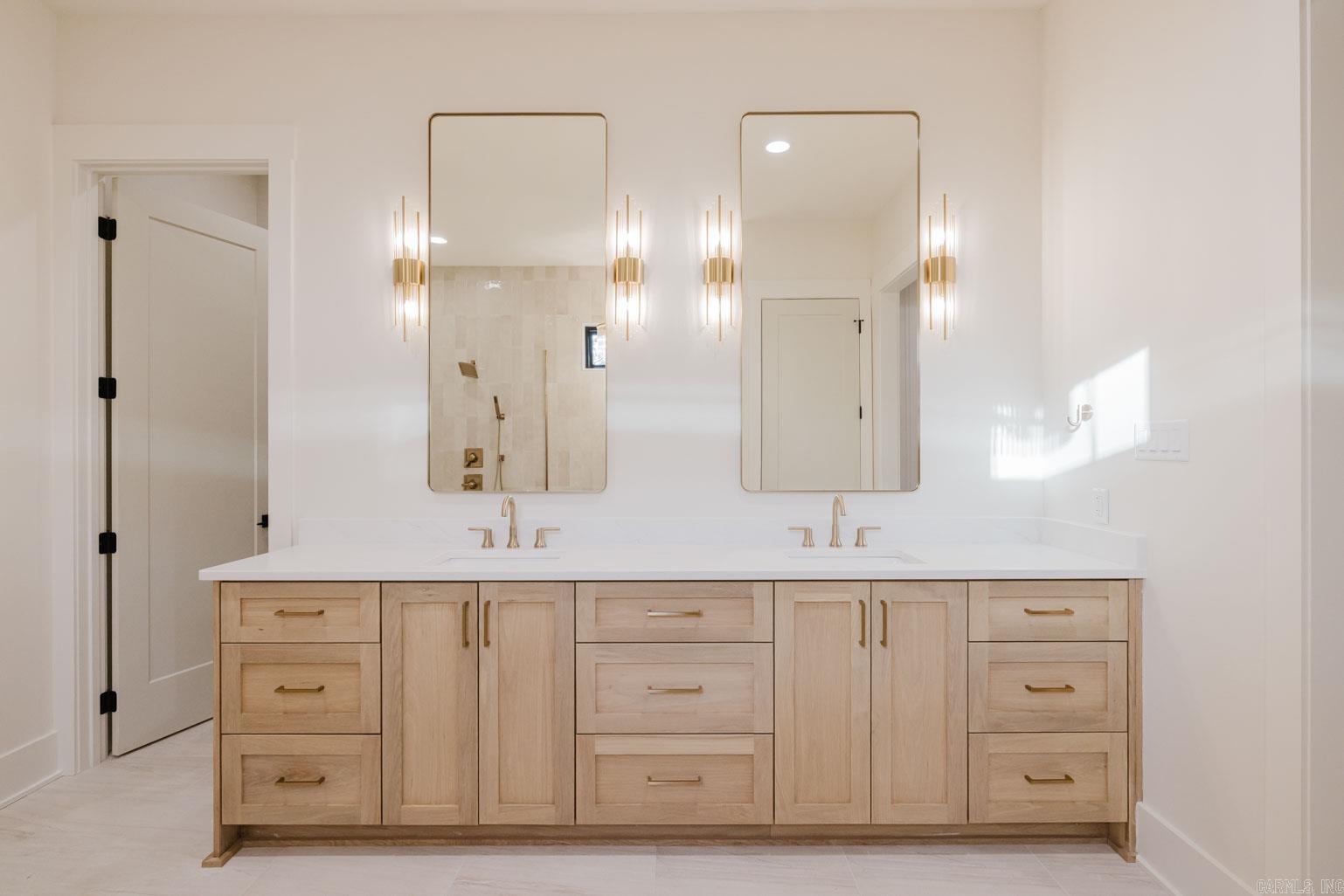 HAZEL OAK - Residential