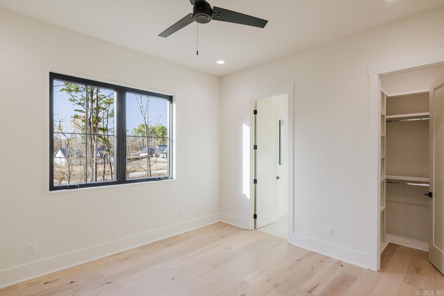 HAZEL OAK - Residential