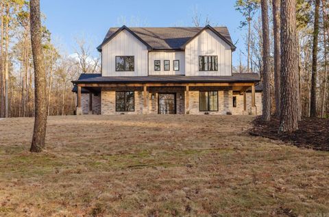 Photo of 7048 Hannah Ln Ln, Benton, AR 72019 (MLS # 25049596)