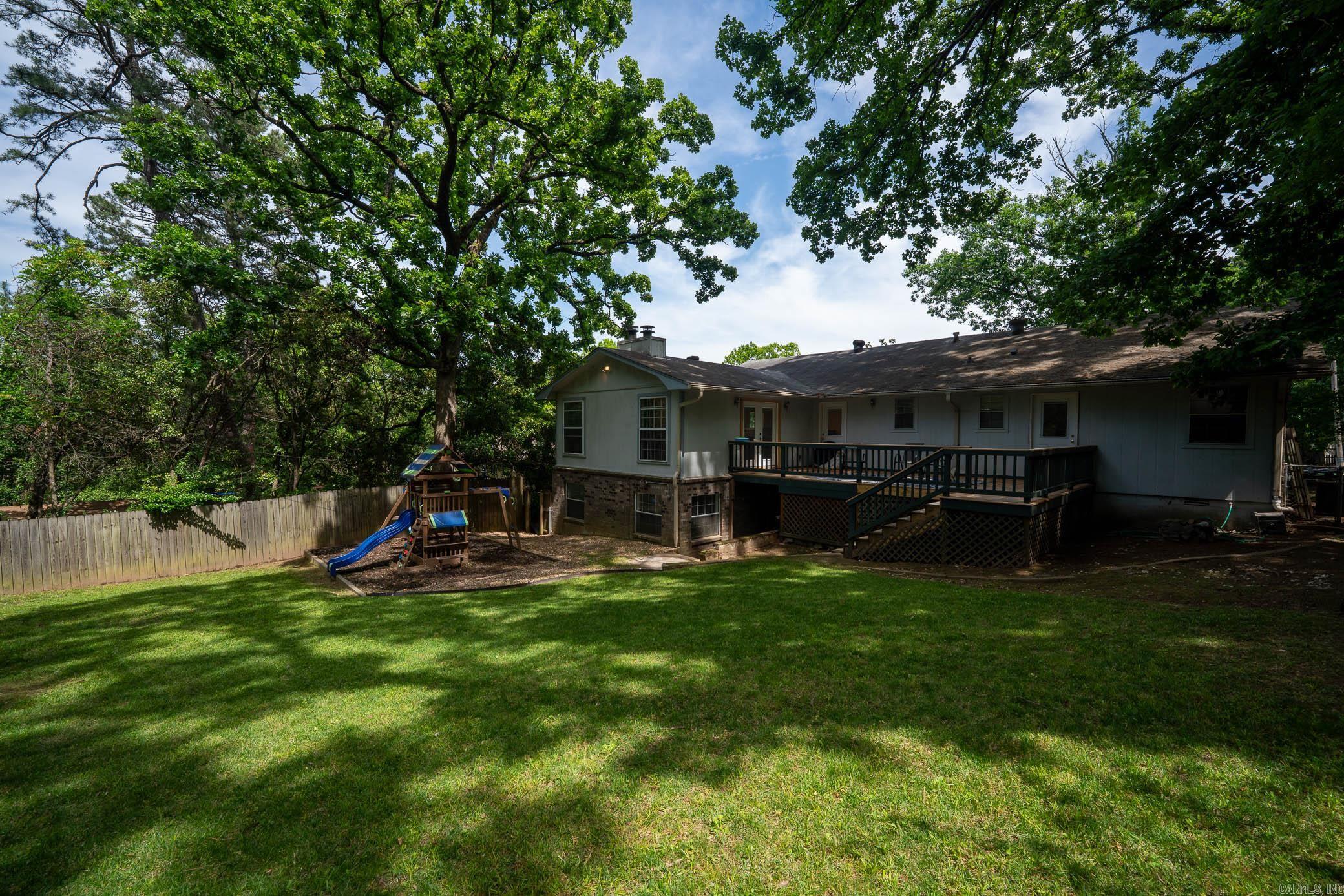LEAWOOD MTN - Residential