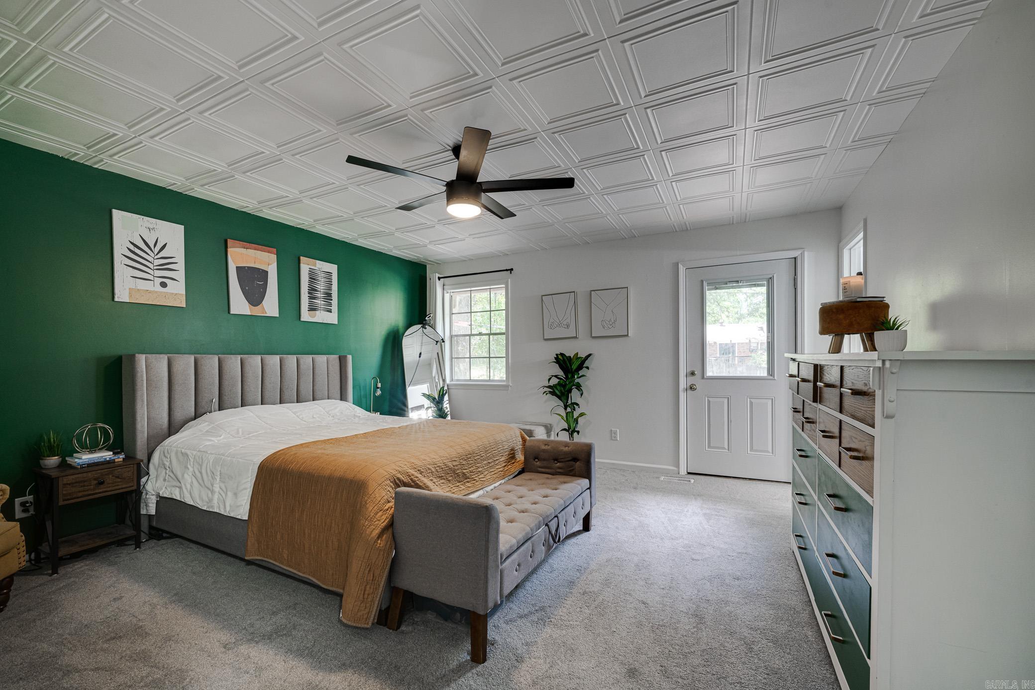 LEAWOOD MTN - Residential