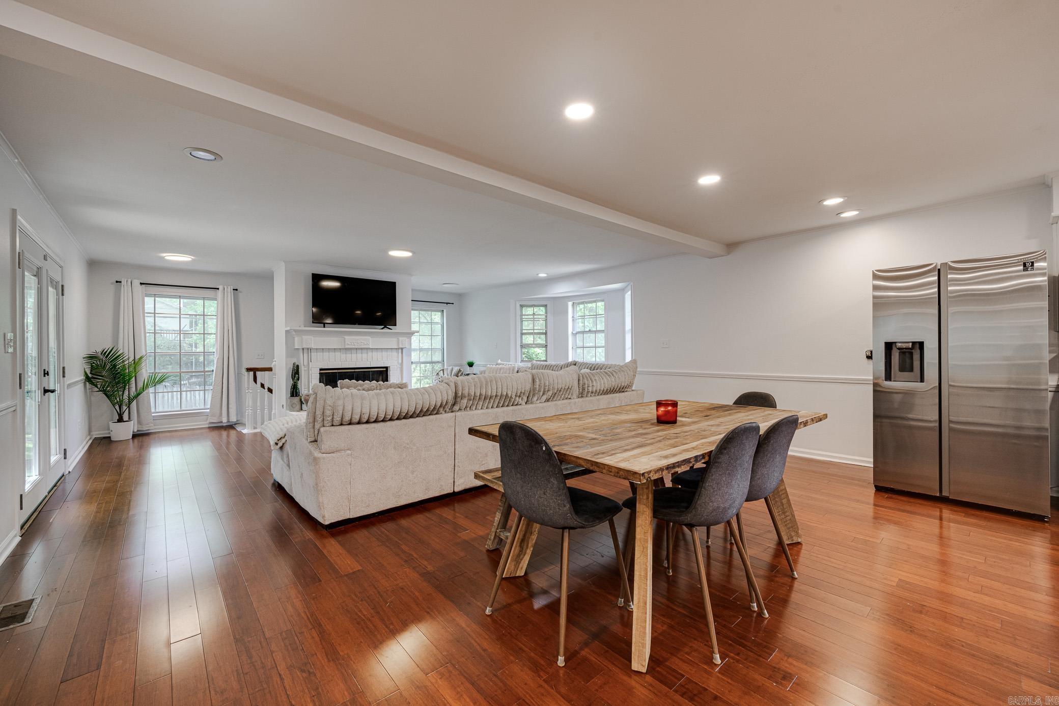 LEAWOOD MTN - Residential