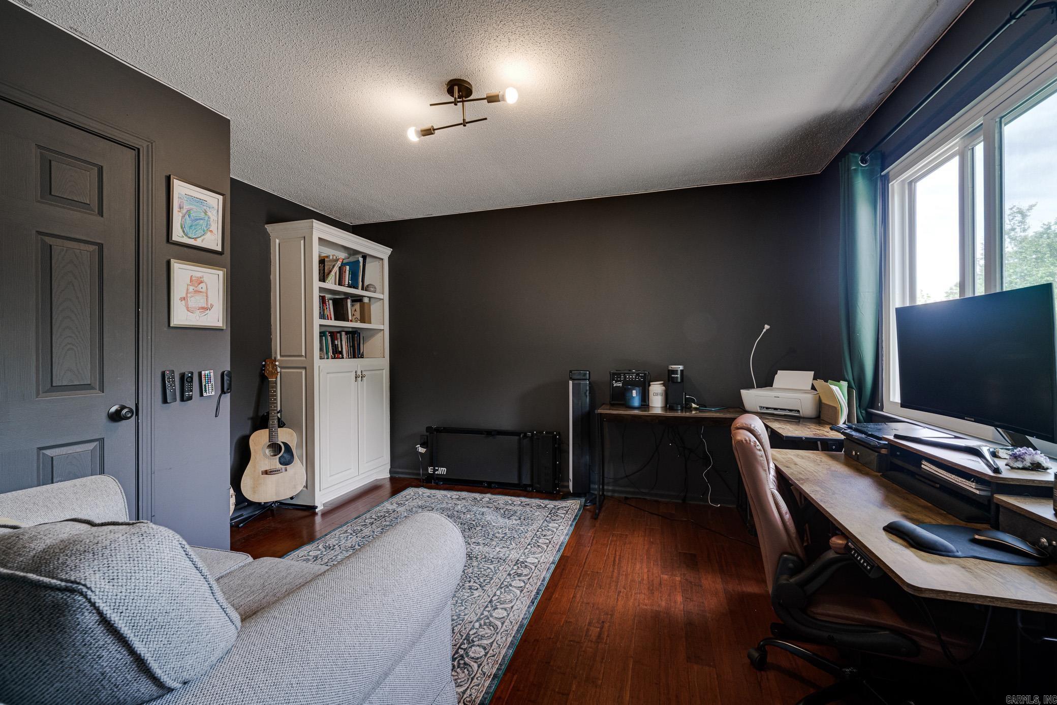 LEAWOOD MTN - Residential
