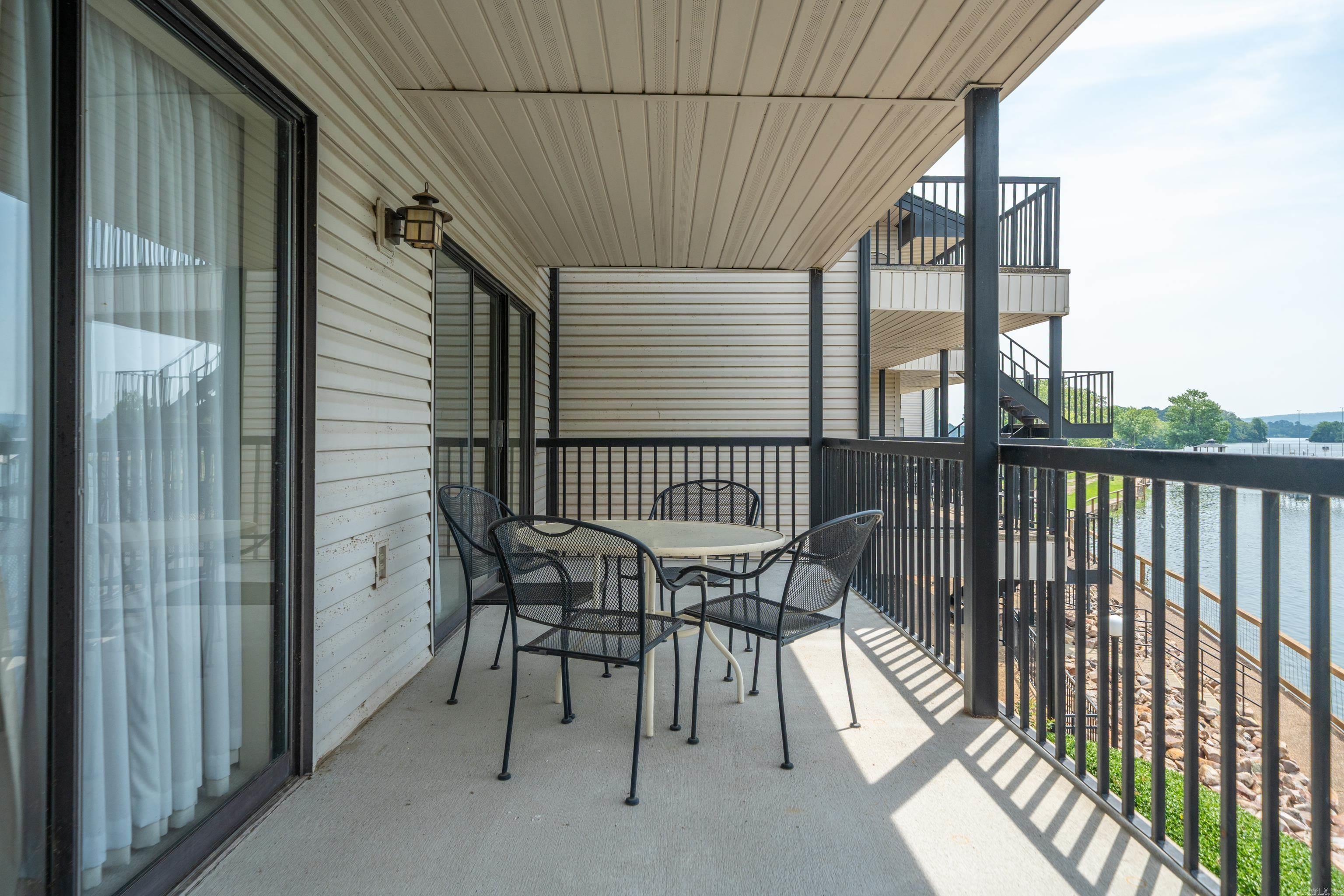 EMERALD ISLE HPR - Residential