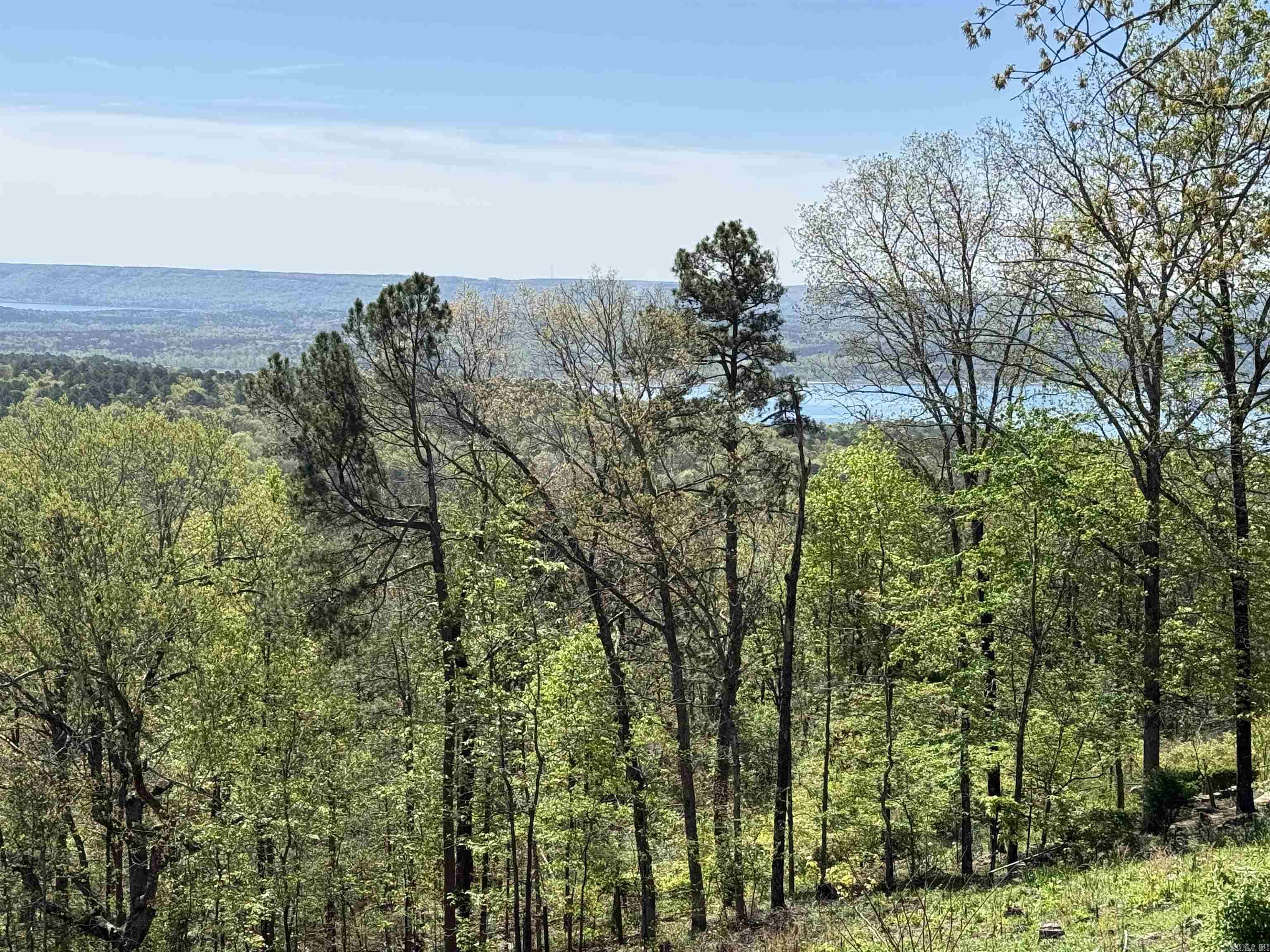 CLIFFSIDE LODGE - Residential