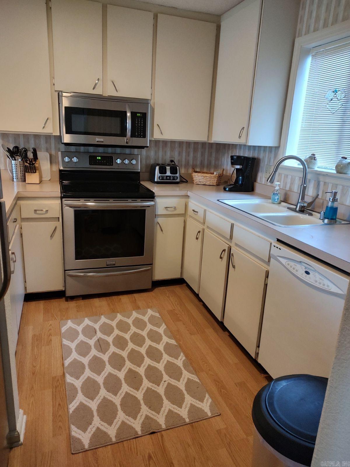 CLIFFSIDE LODGE - Residential