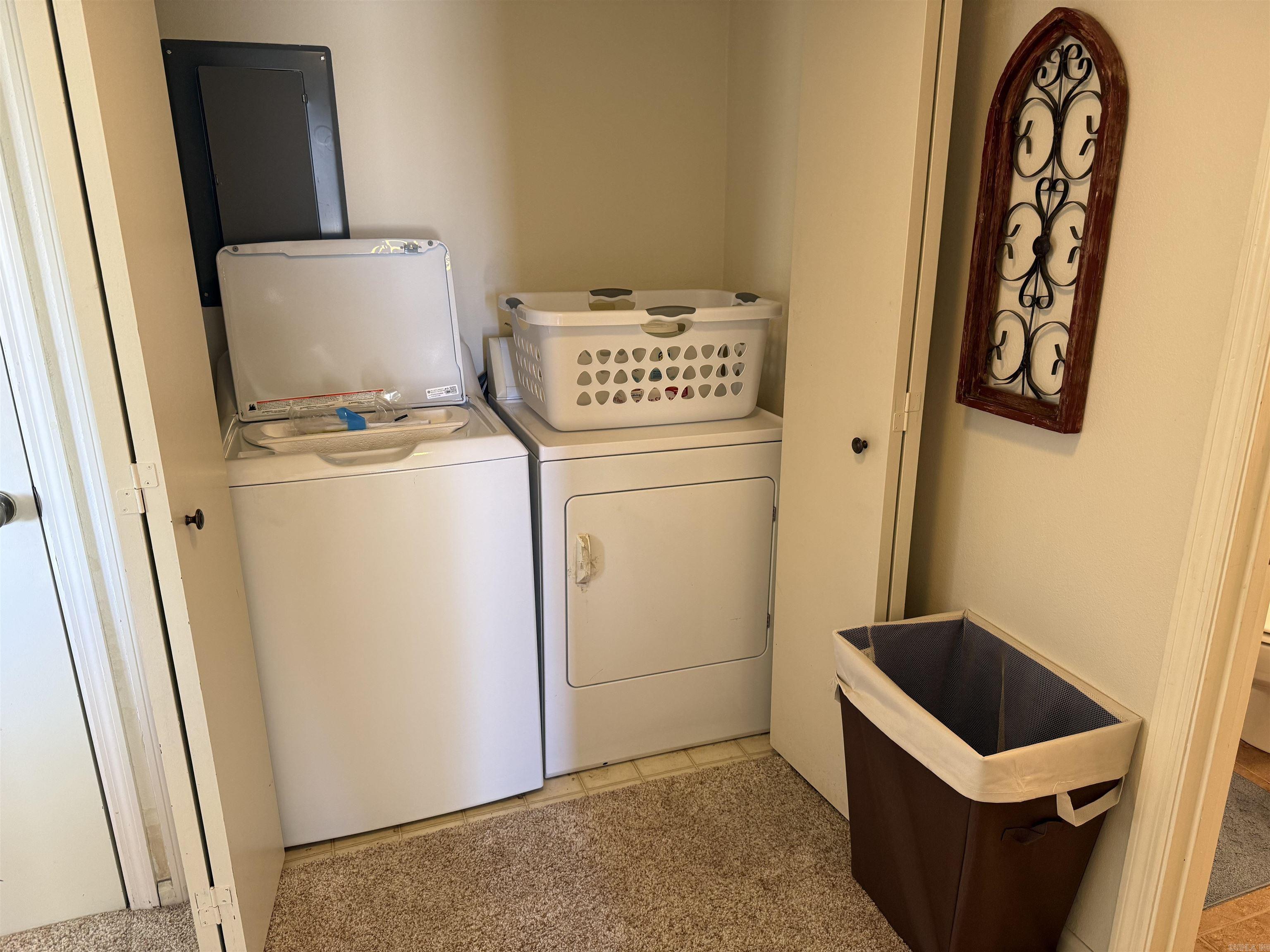 CLIFFSIDE LODGE - Residential