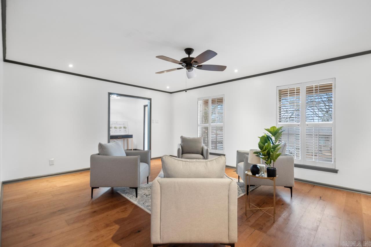 COLONY WEST - Residential