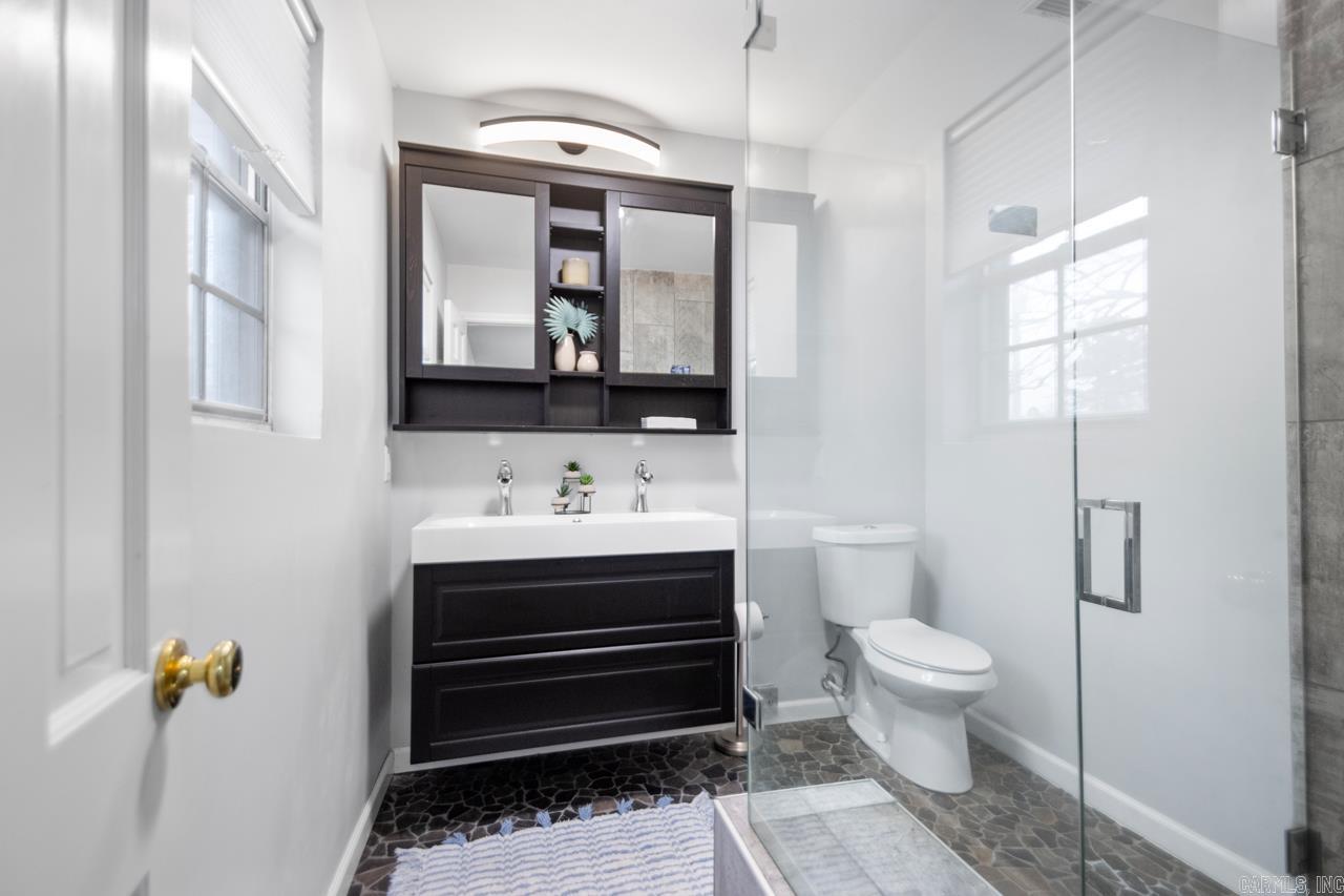 COLONY WEST - Residential