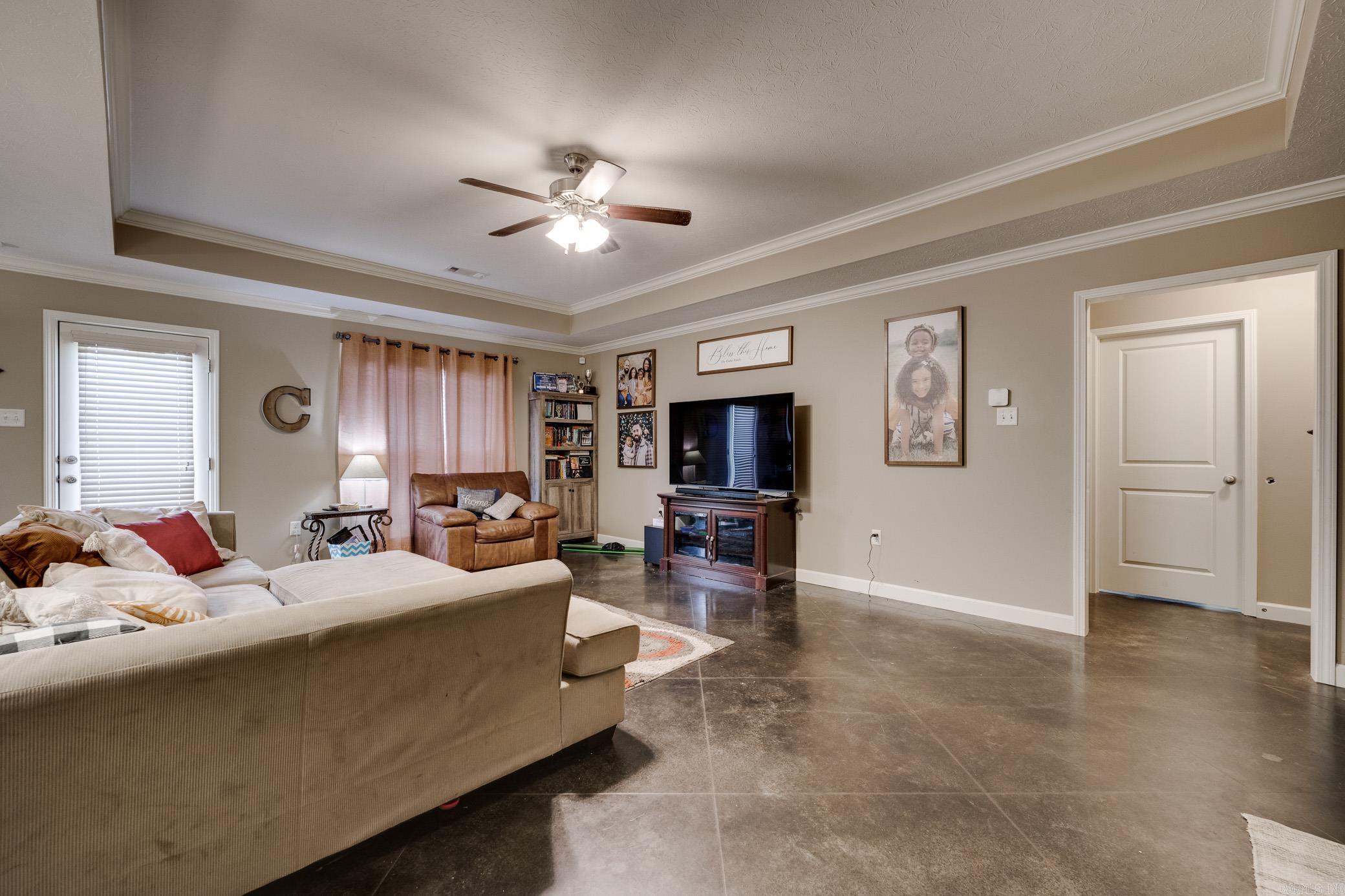 Makenna Cove - Residential