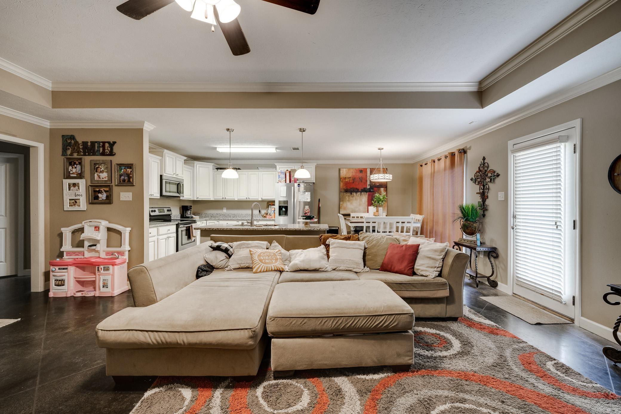 Makenna Cove - Residential