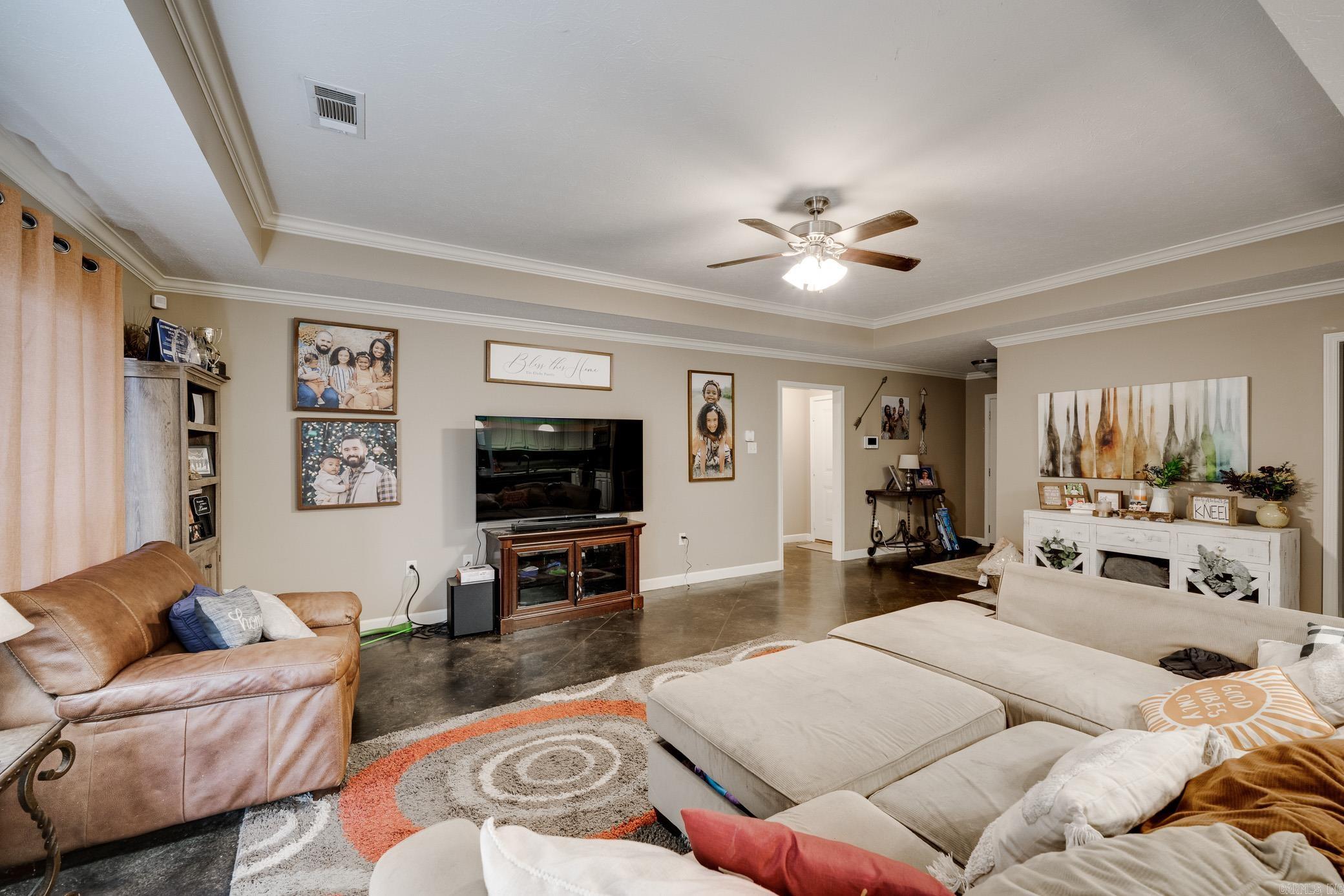 Makenna Cove - Residential