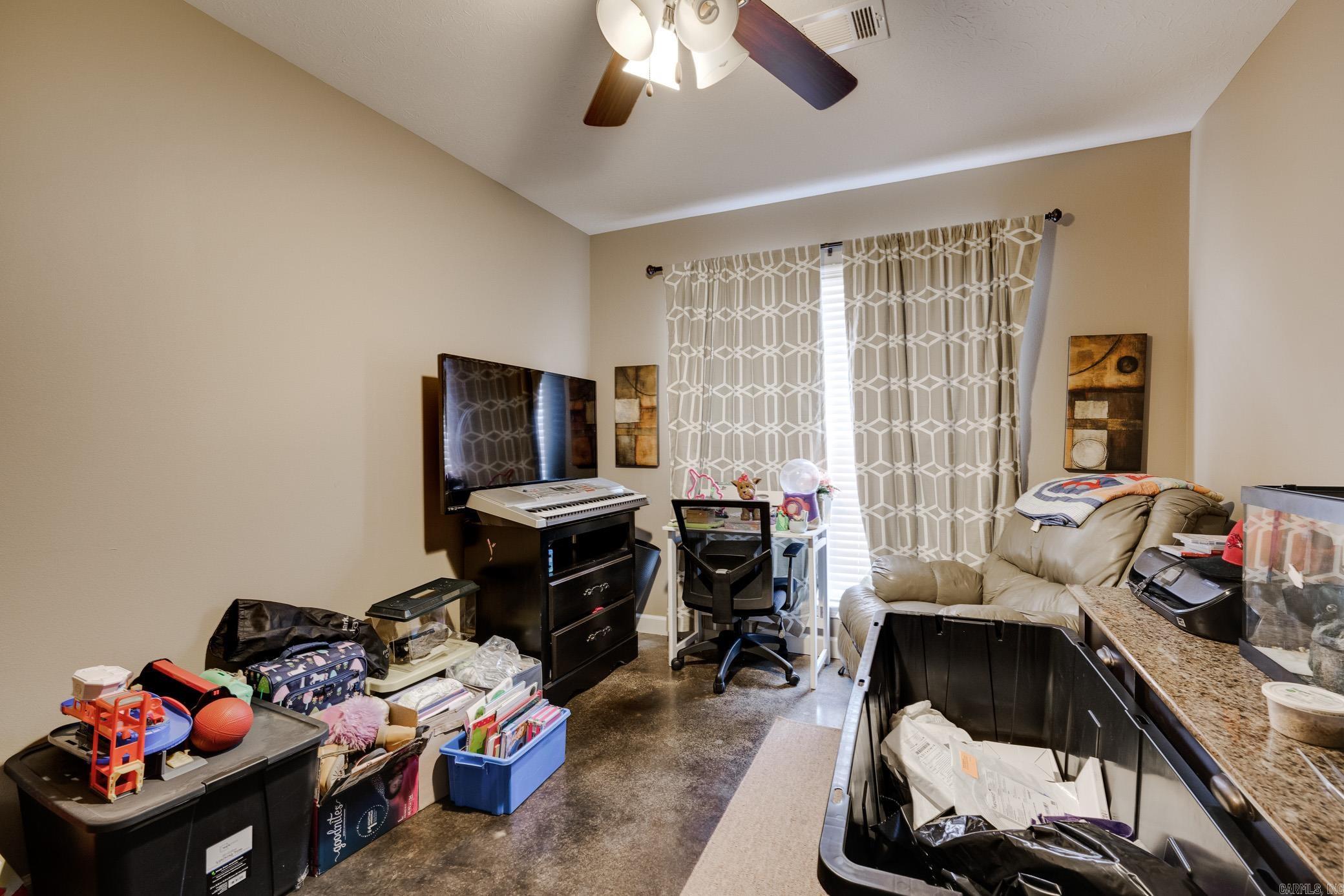 Makenna Cove - Residential