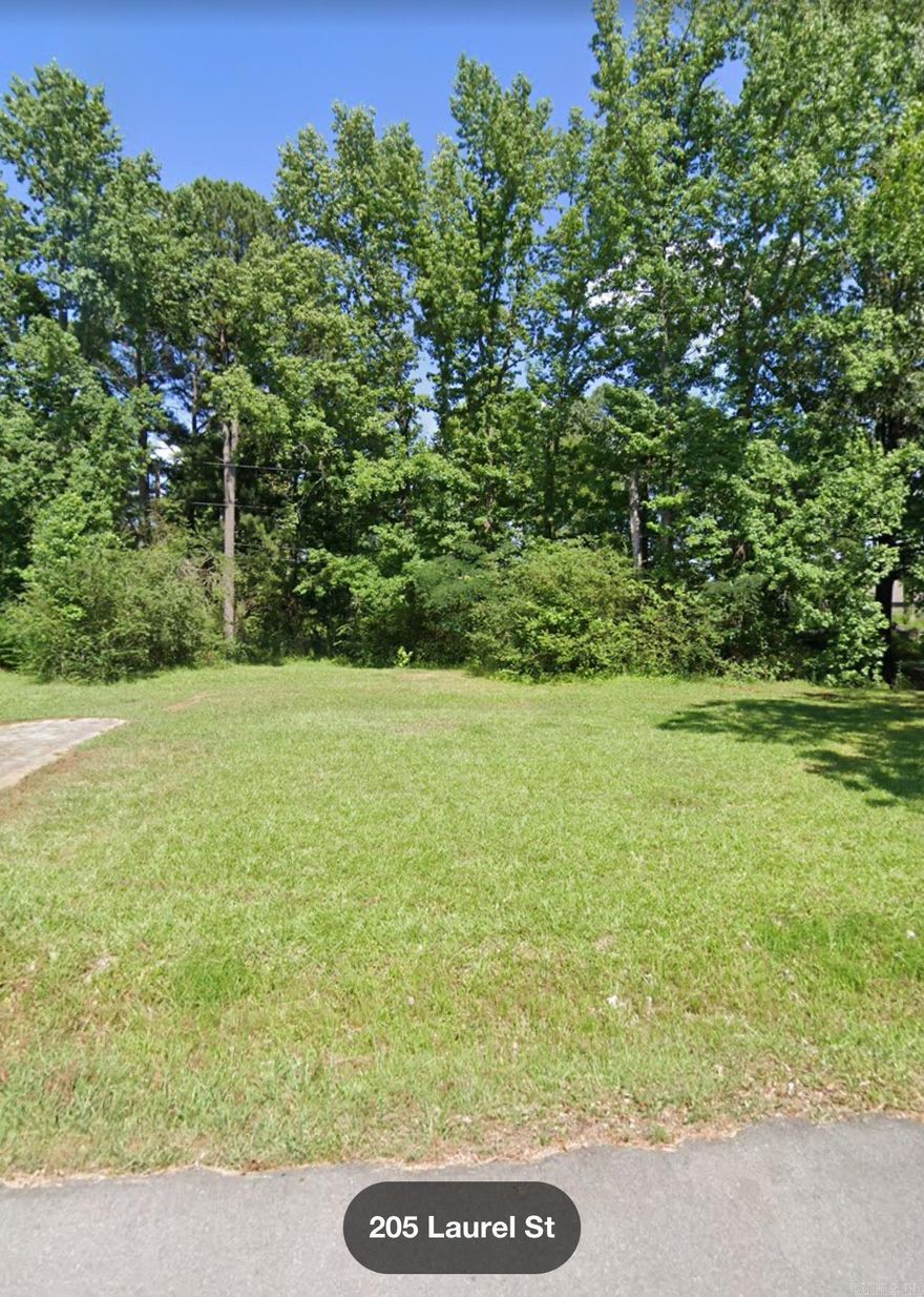 Great residential lot to build on!  Go SEE IT!!!!