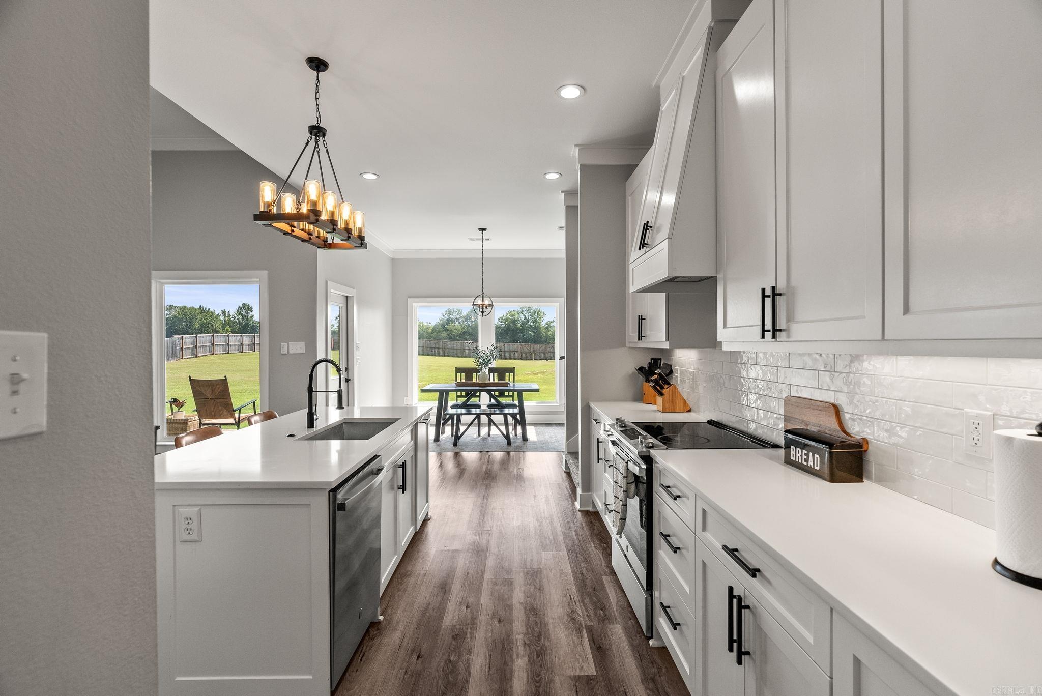Bullet Davis Estates - Residential