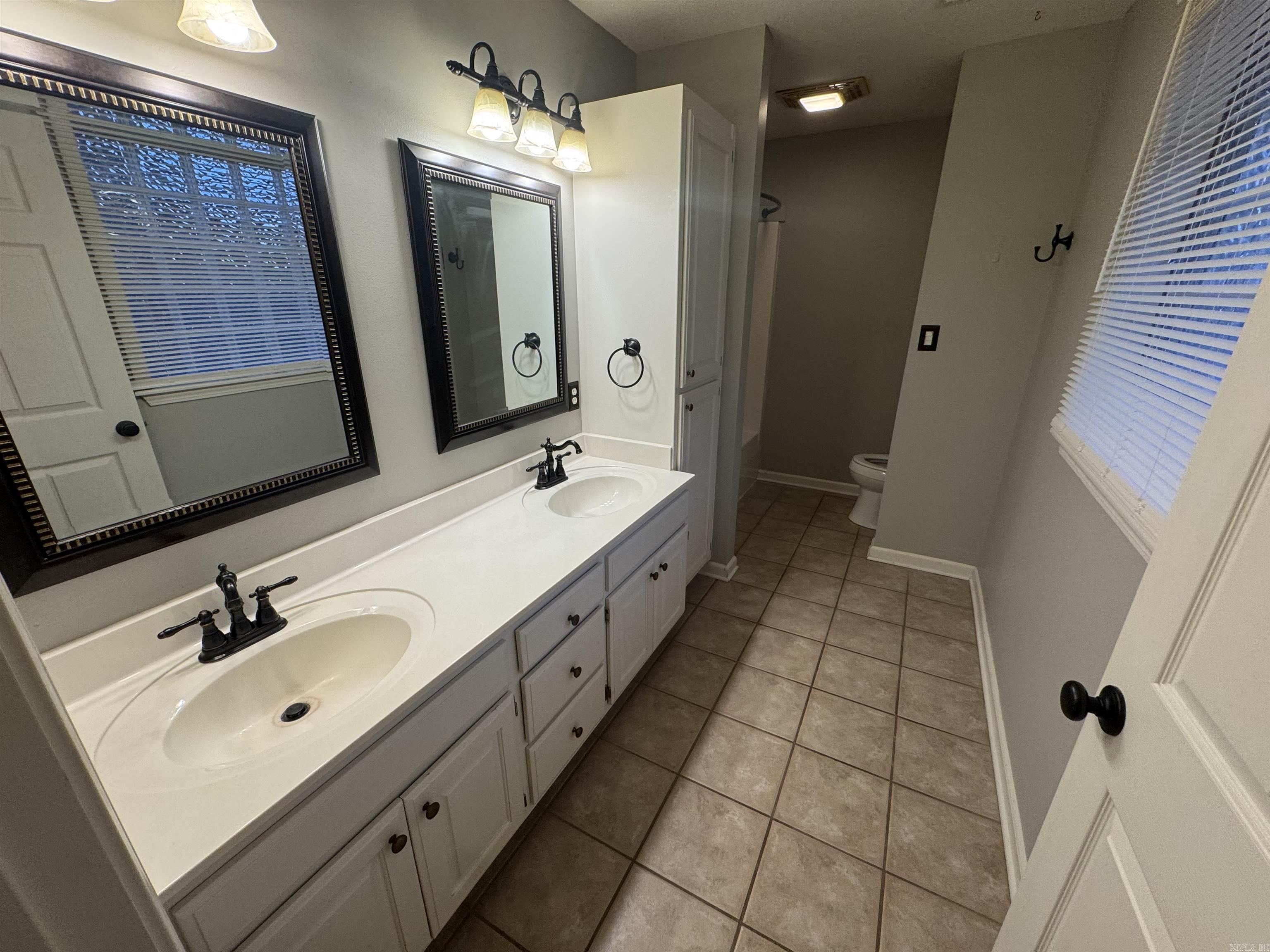 VALLEY ELMS S/D - Residential