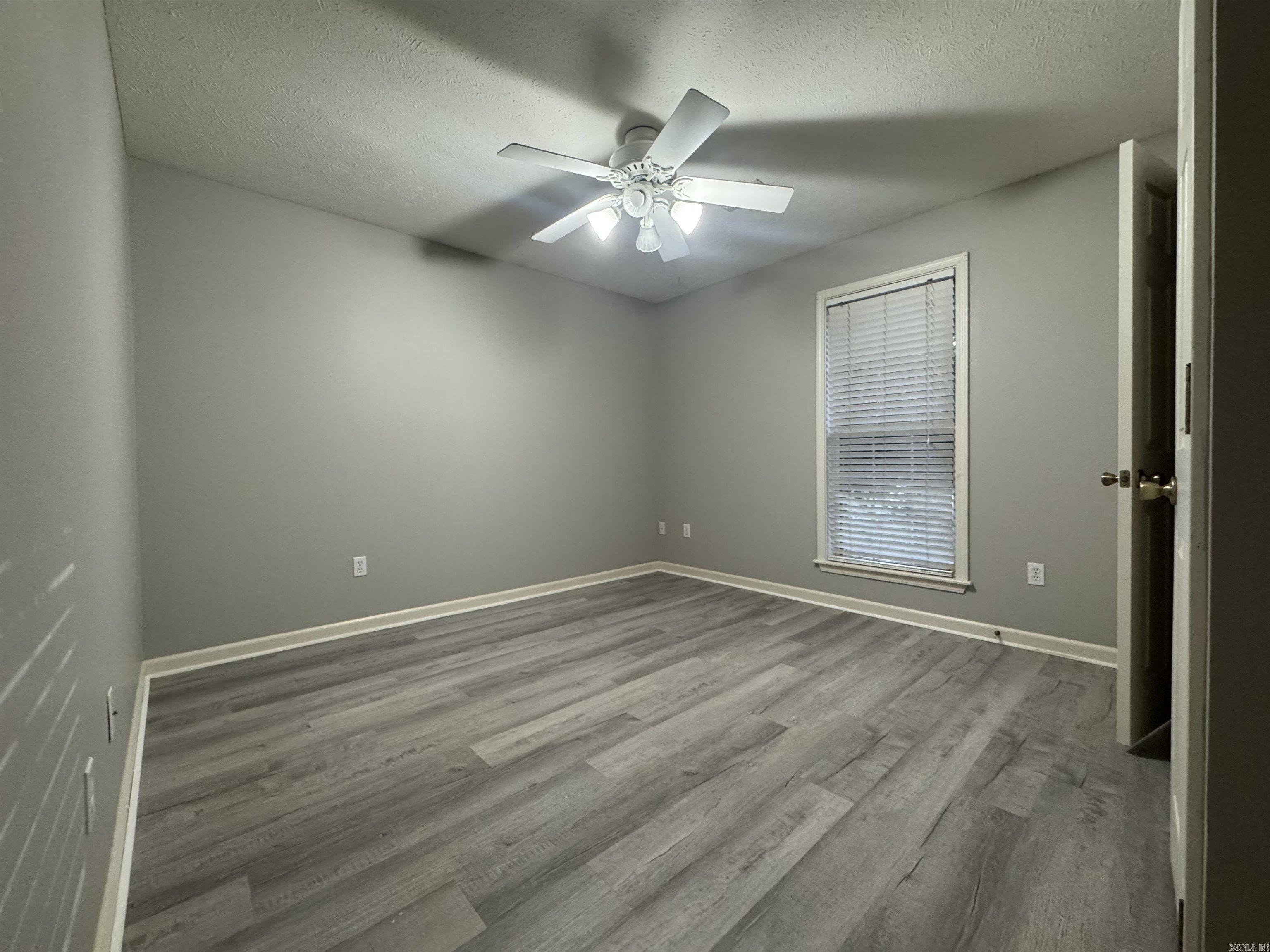 VALLEY ELMS S/D - Residential