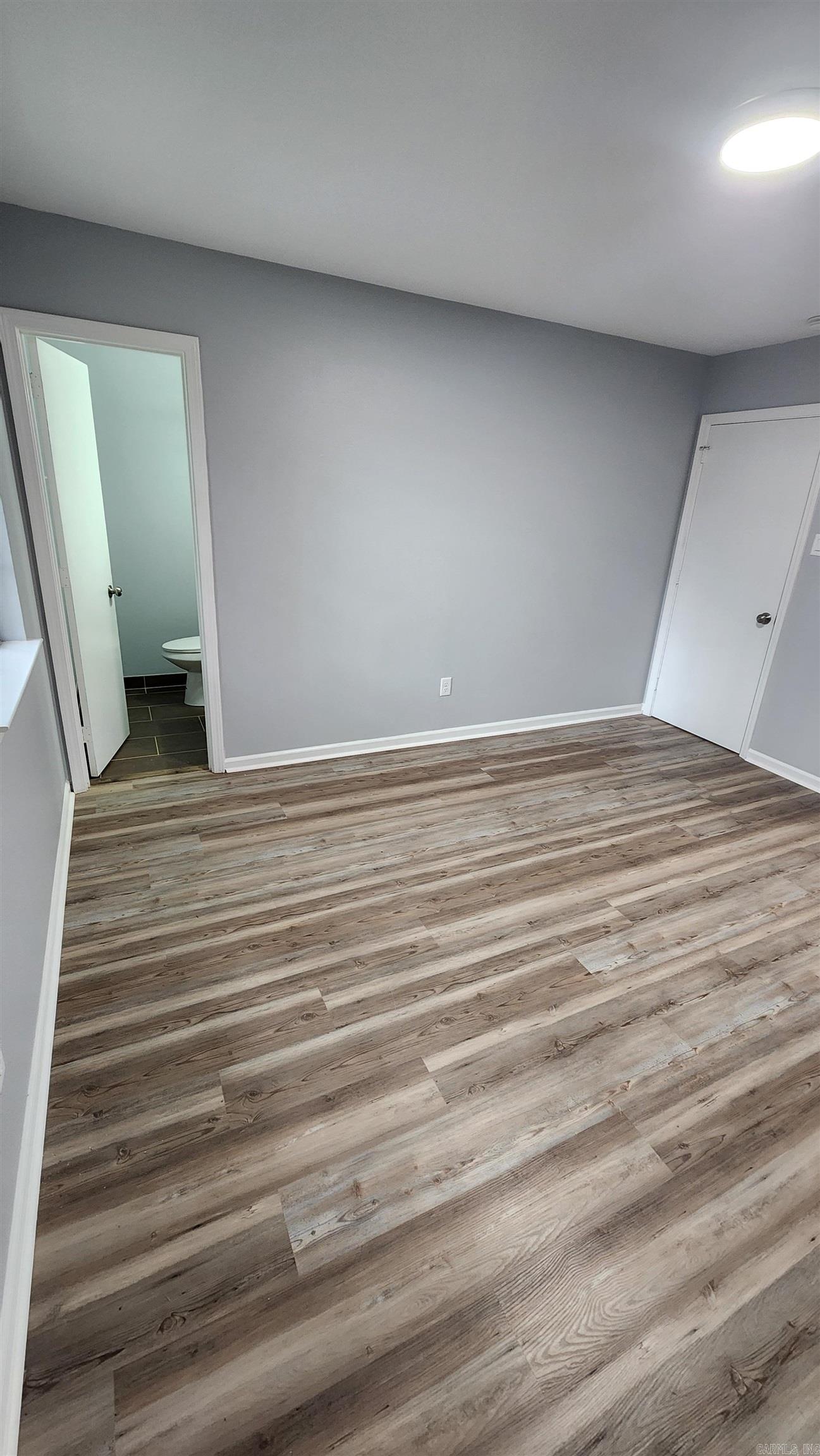 HOLLYWOOD HEIGHTS - Residential