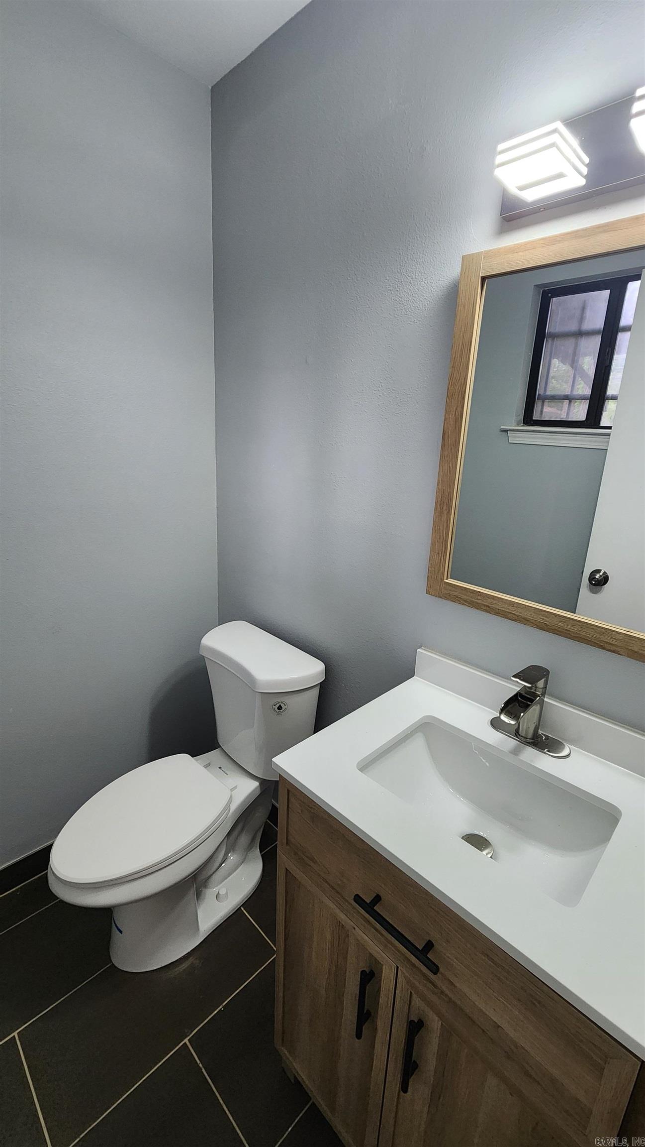 HOLLYWOOD HEIGHTS - Residential