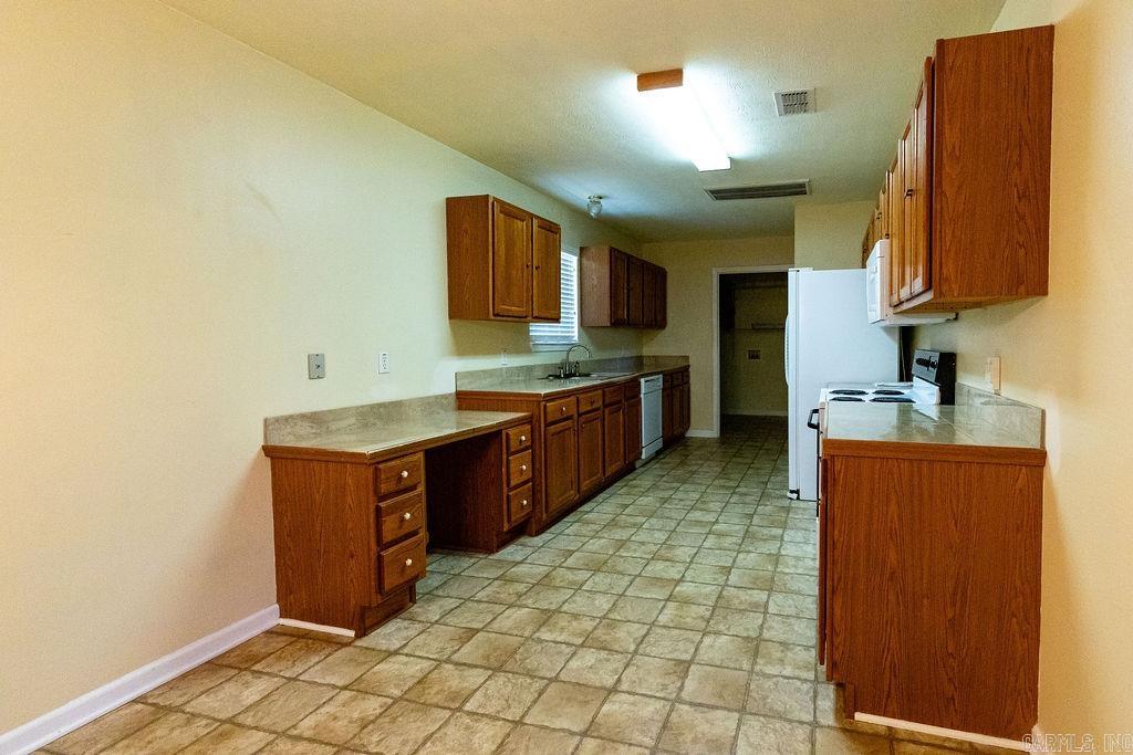 DOVE CREEK - Residential