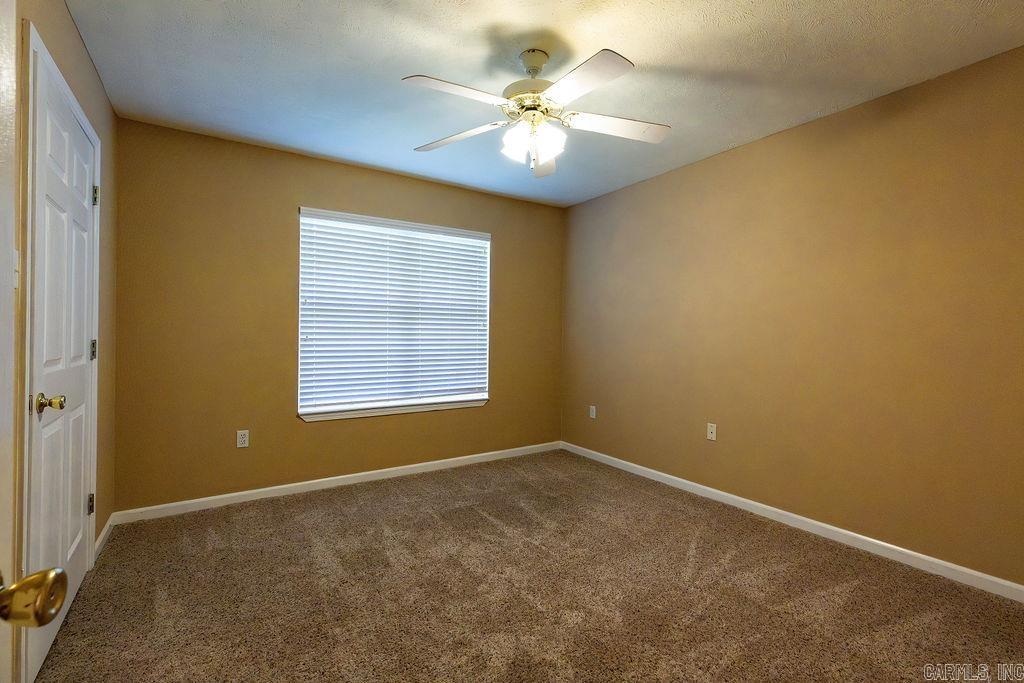 DOVE CREEK - Residential